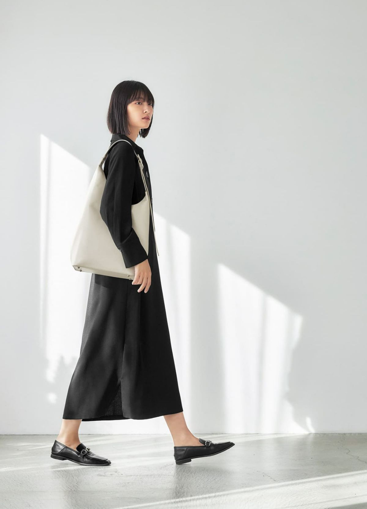 着用イメージ 165cm グレイッシュホワイト