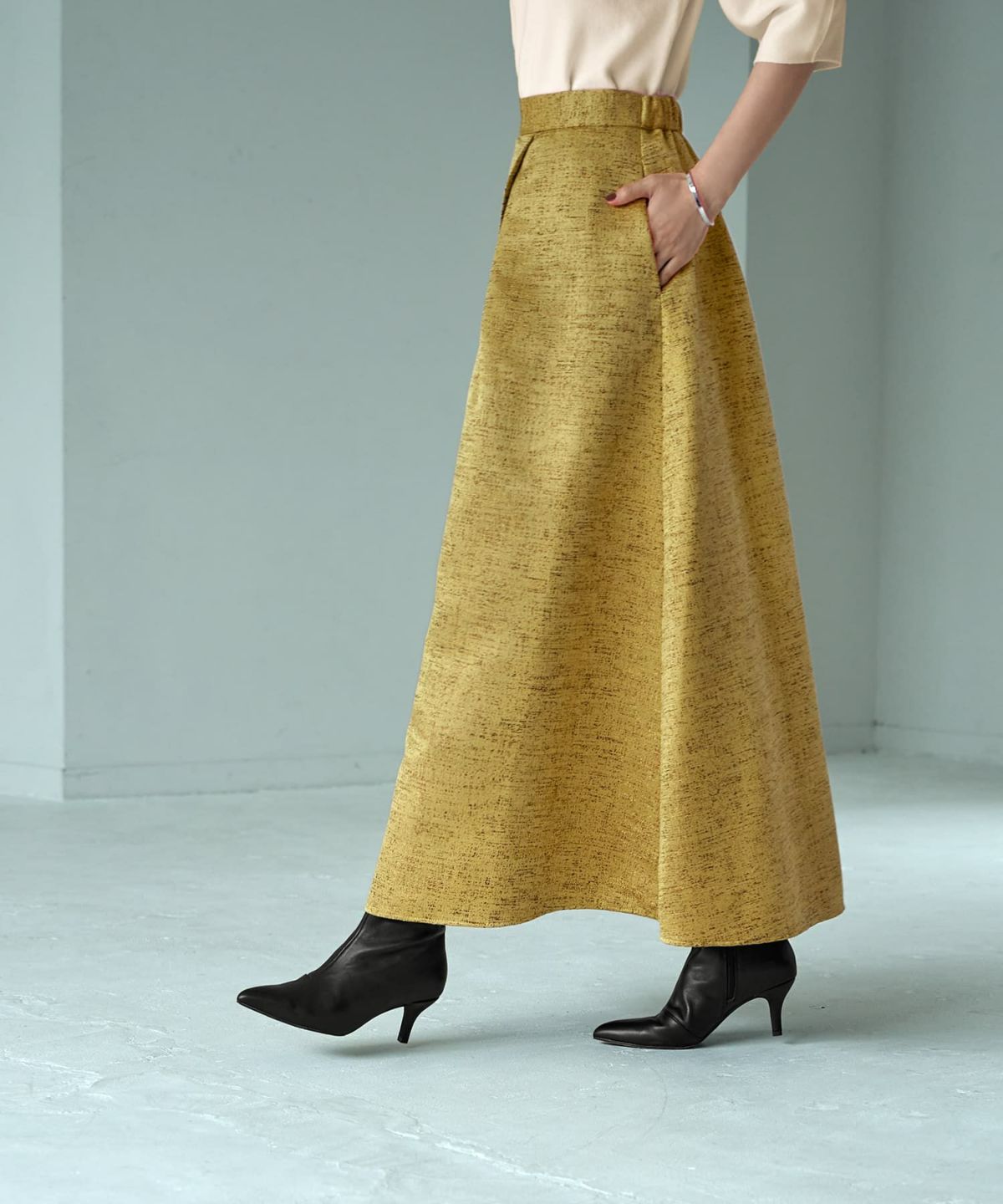 着用イメージ 165cm 着用サイズ S イエロー