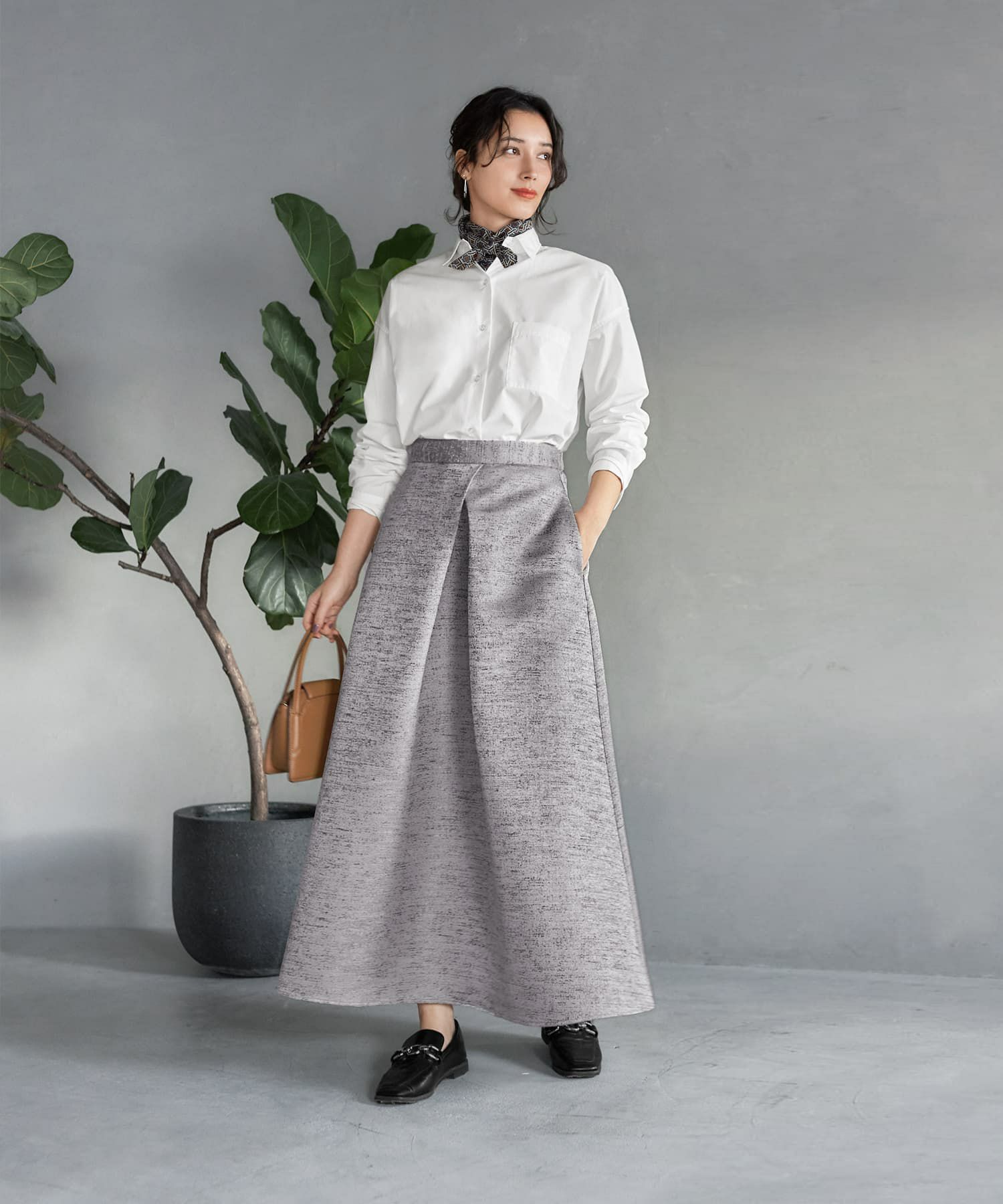 微光沢ジャガードマキシ丈タックスカート／90cm | おしゃれな大人