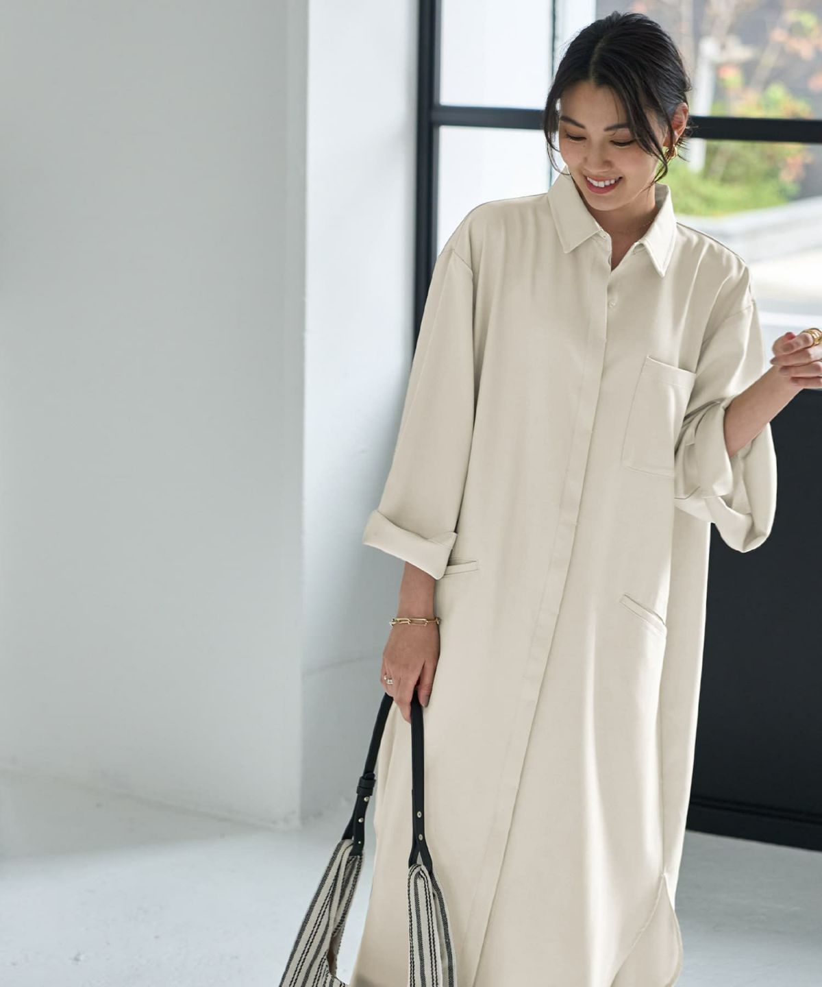 エアリーグレー