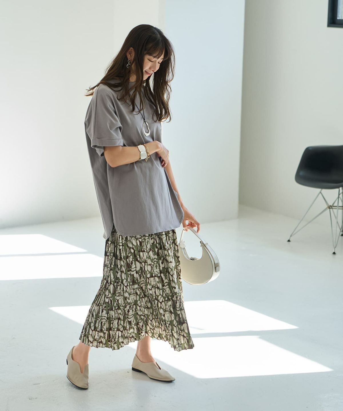 着用イメージ 165cm 02サイズ ライトカーキミックス