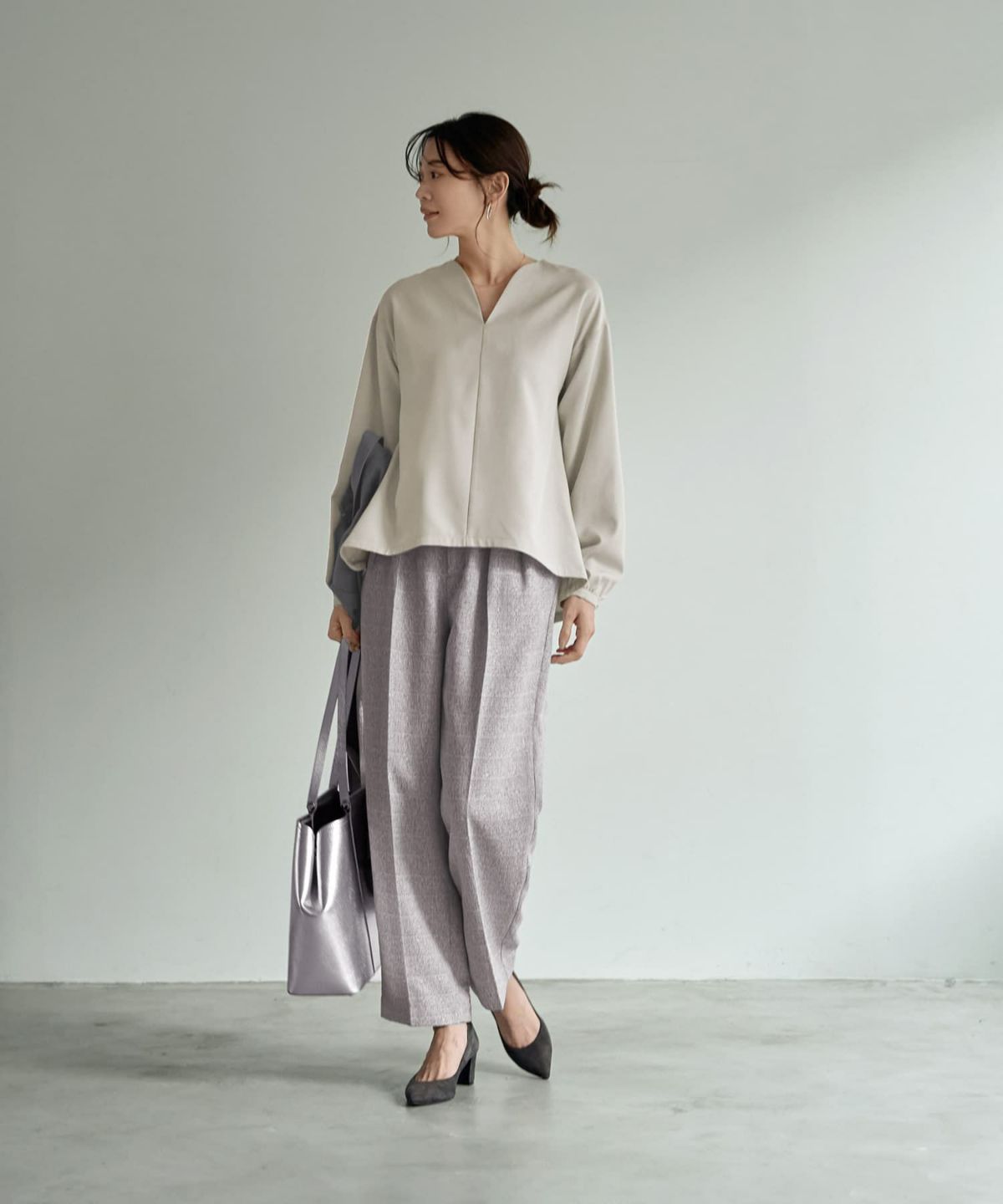 着用イメージ 166cm エアリーグレー
