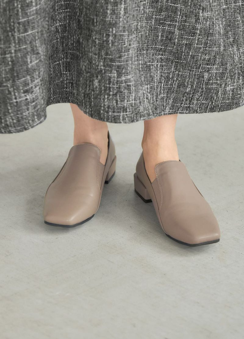 美品】ディッシィ (23.5) パンプス ローファー スリッポン