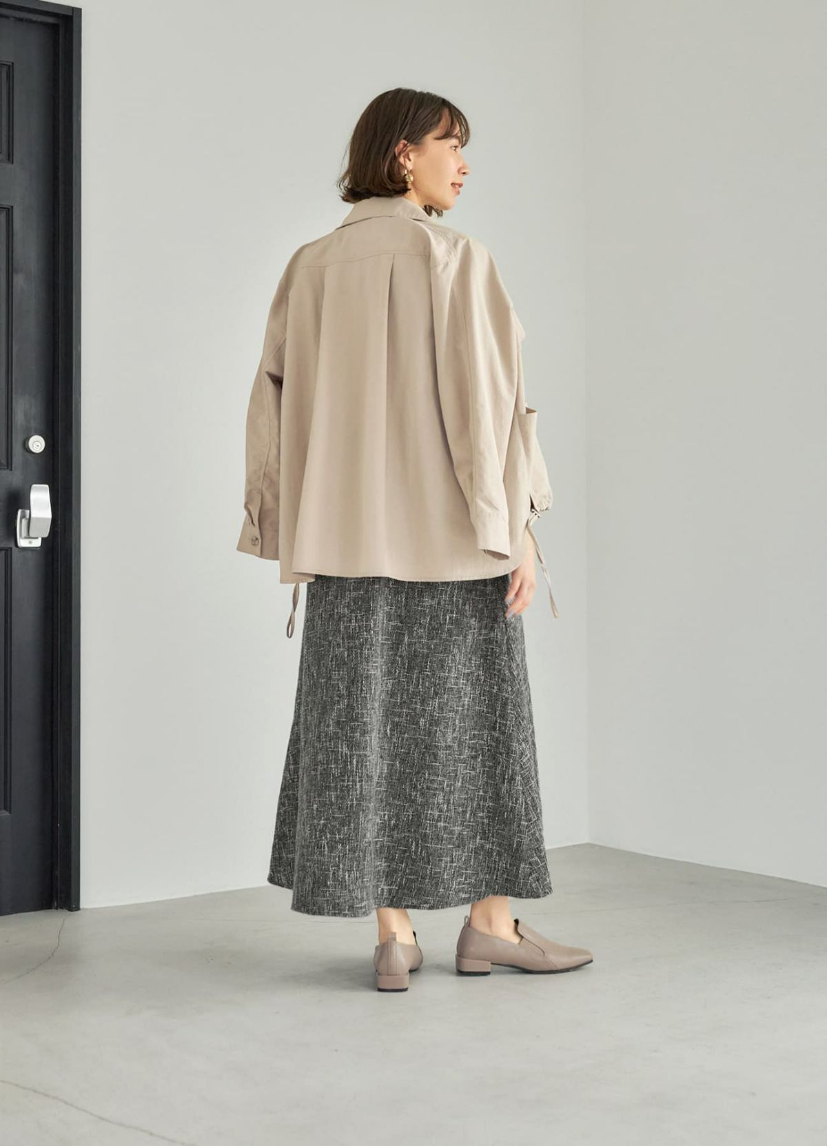 着用イメージ 168cm グレージュ