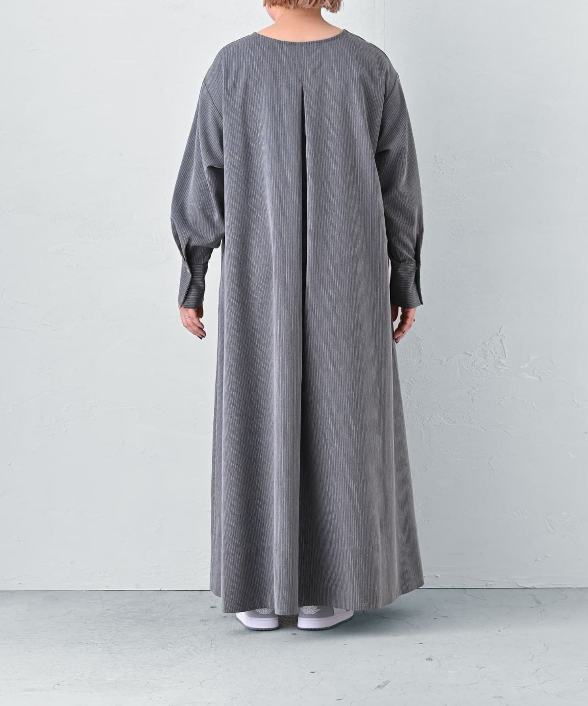 着用イメージ 163cm グレー Regular
