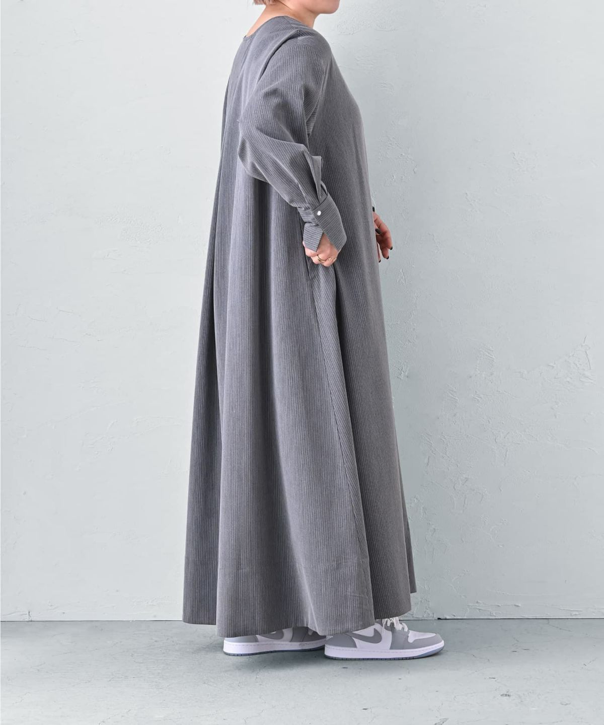 着用イメージ 163cm グレー Regular