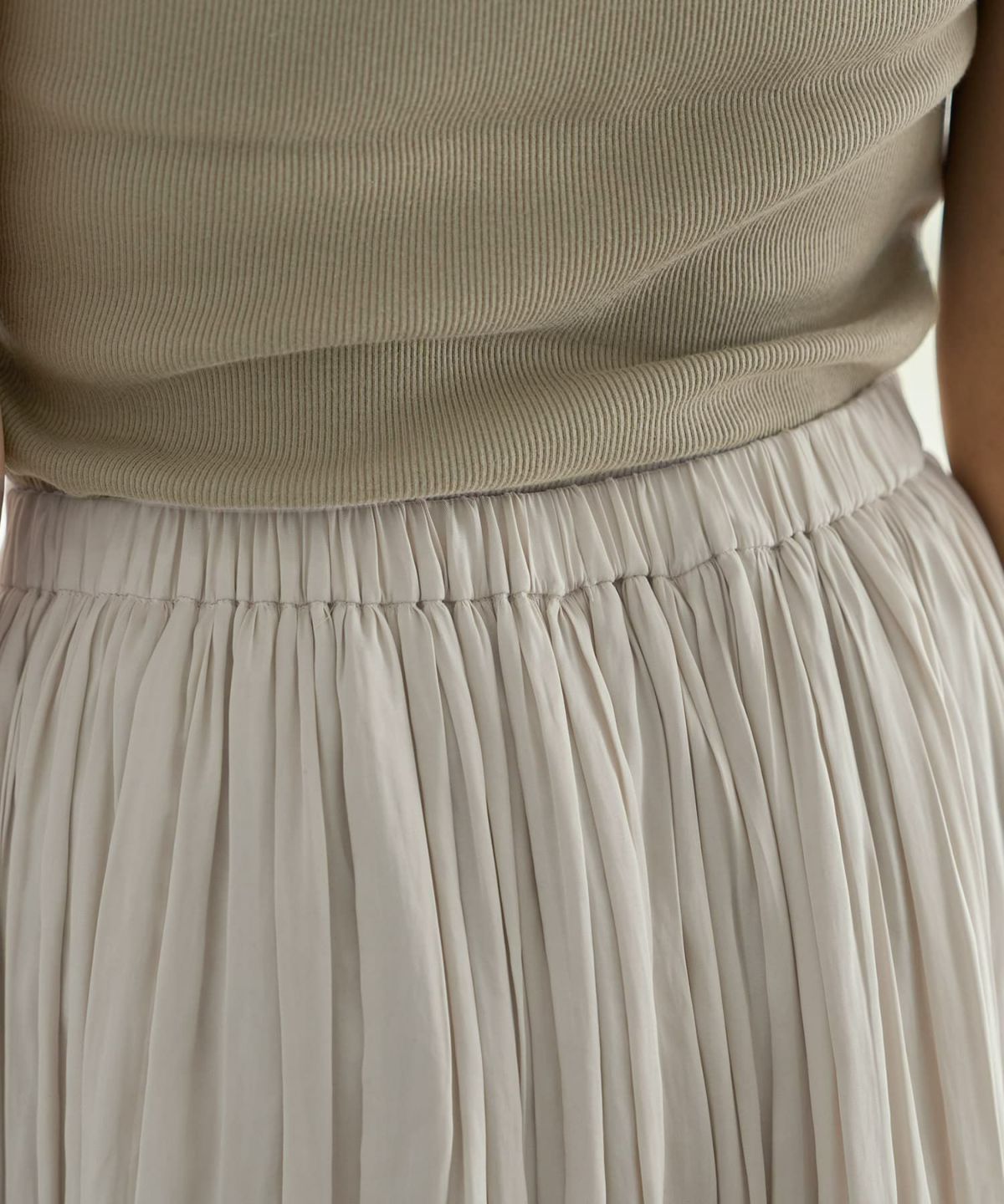 着用イメージ 165cm 着用サイズ 02 オフホワイト