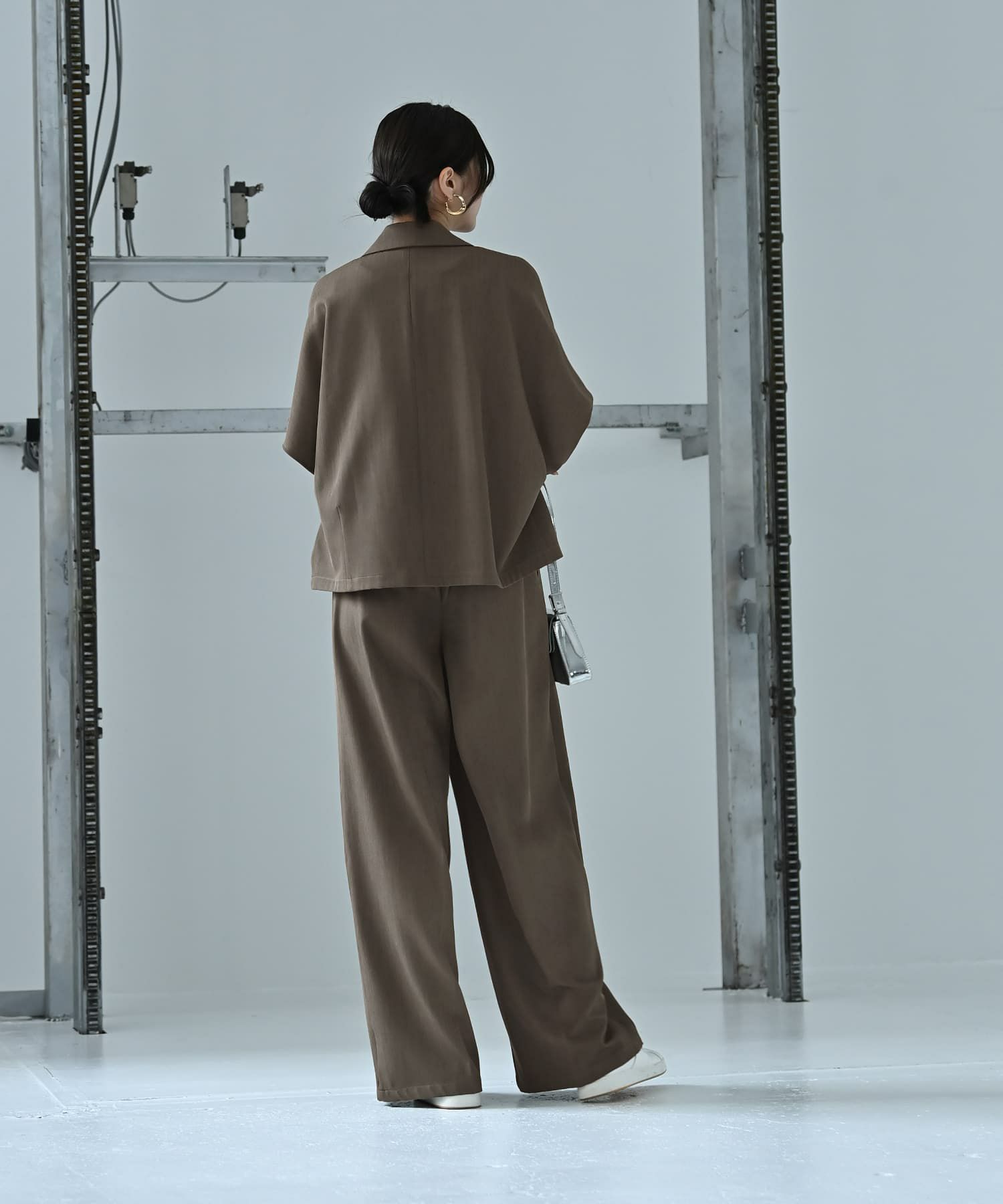 着用イメージ 170cm チャコールグレー