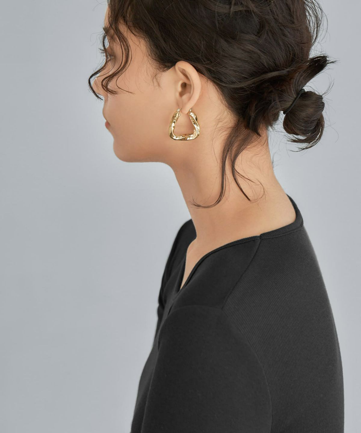 着用イメージ ゴールド