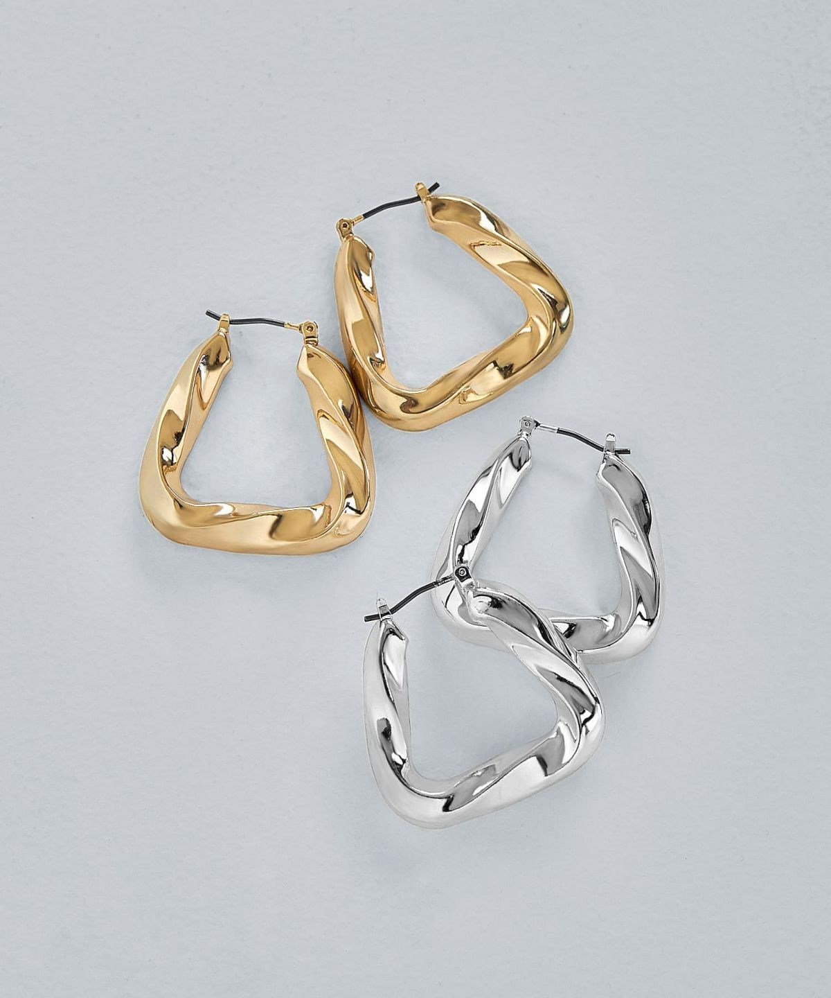 着用イメージ ゴールド