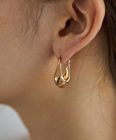 【大人気】DOLCE&GABBANA ドロップデザイン ストラスピアス ぷっくりドロップピアス | おしゃれな大人レディース