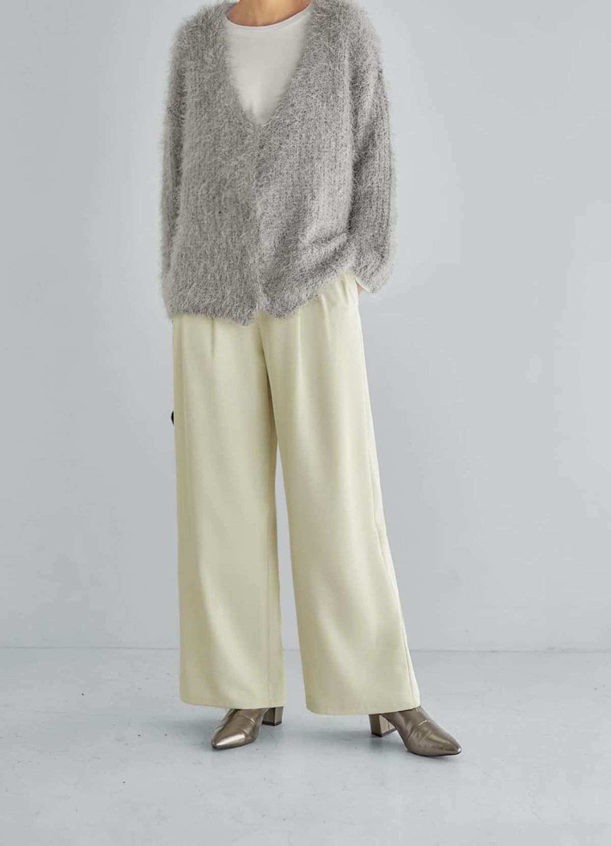 着用イメージ S-01サイズ クリーム