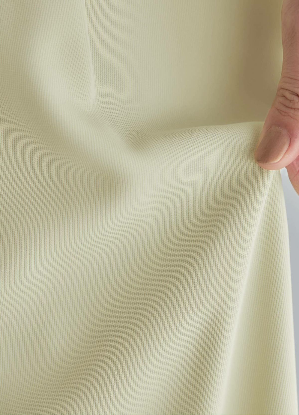 着用イメージ S-01サイズ クリーム