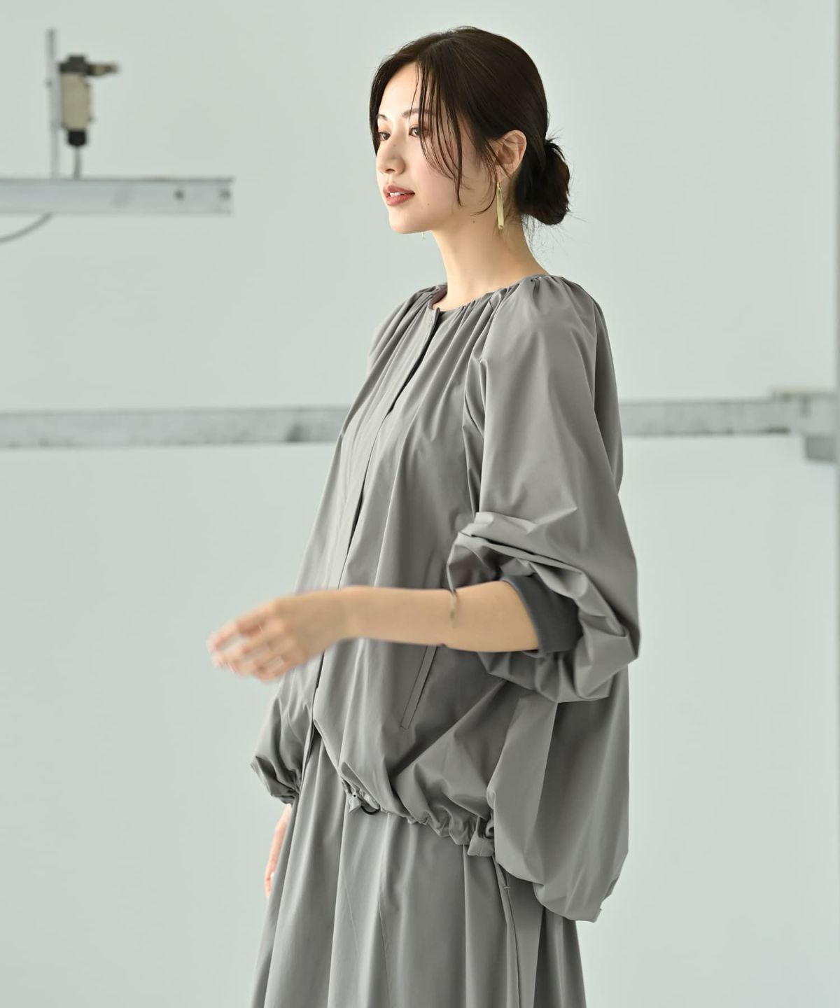着用イメージ 172cm グレー