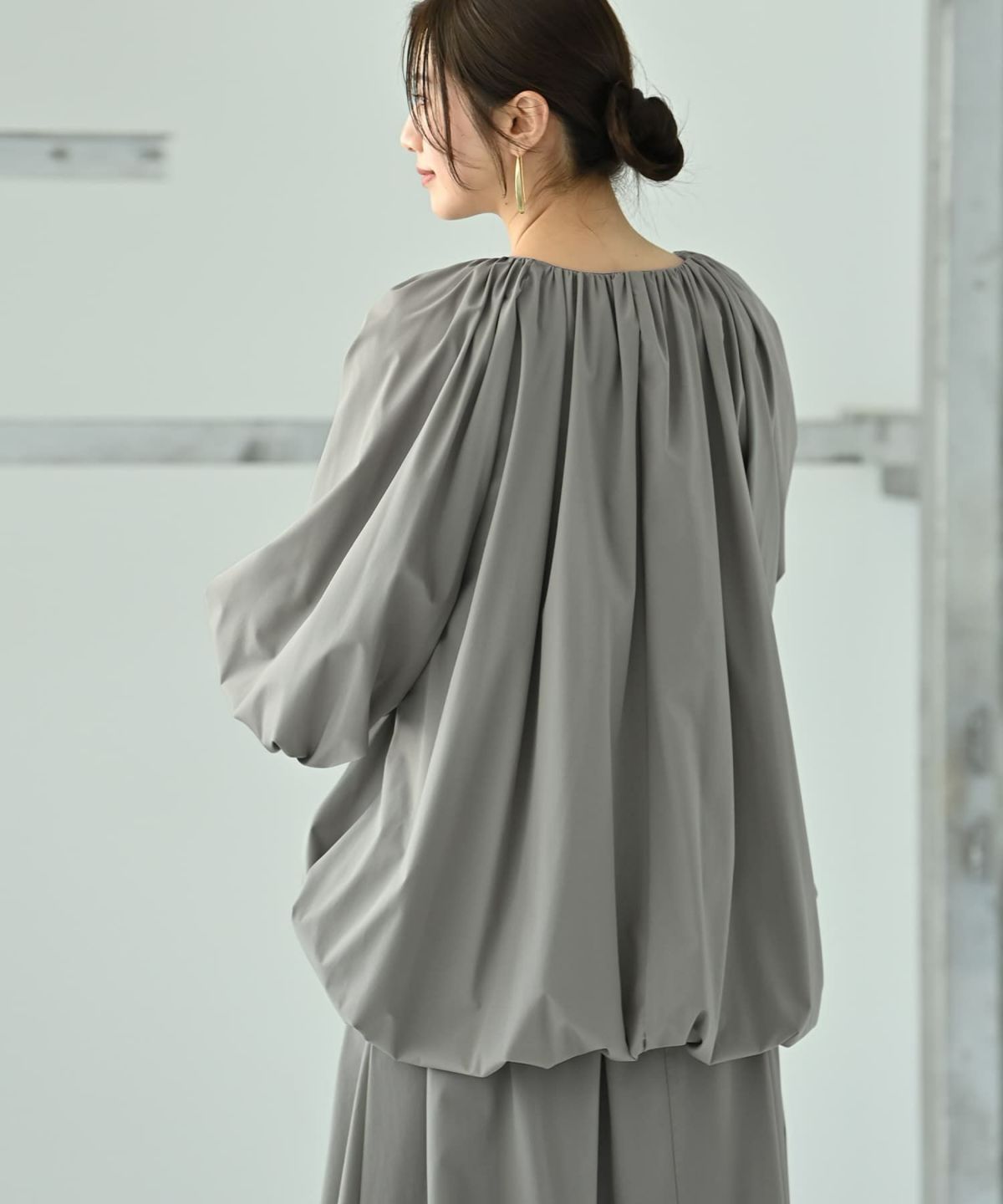 着用イメージ 172cm グレー