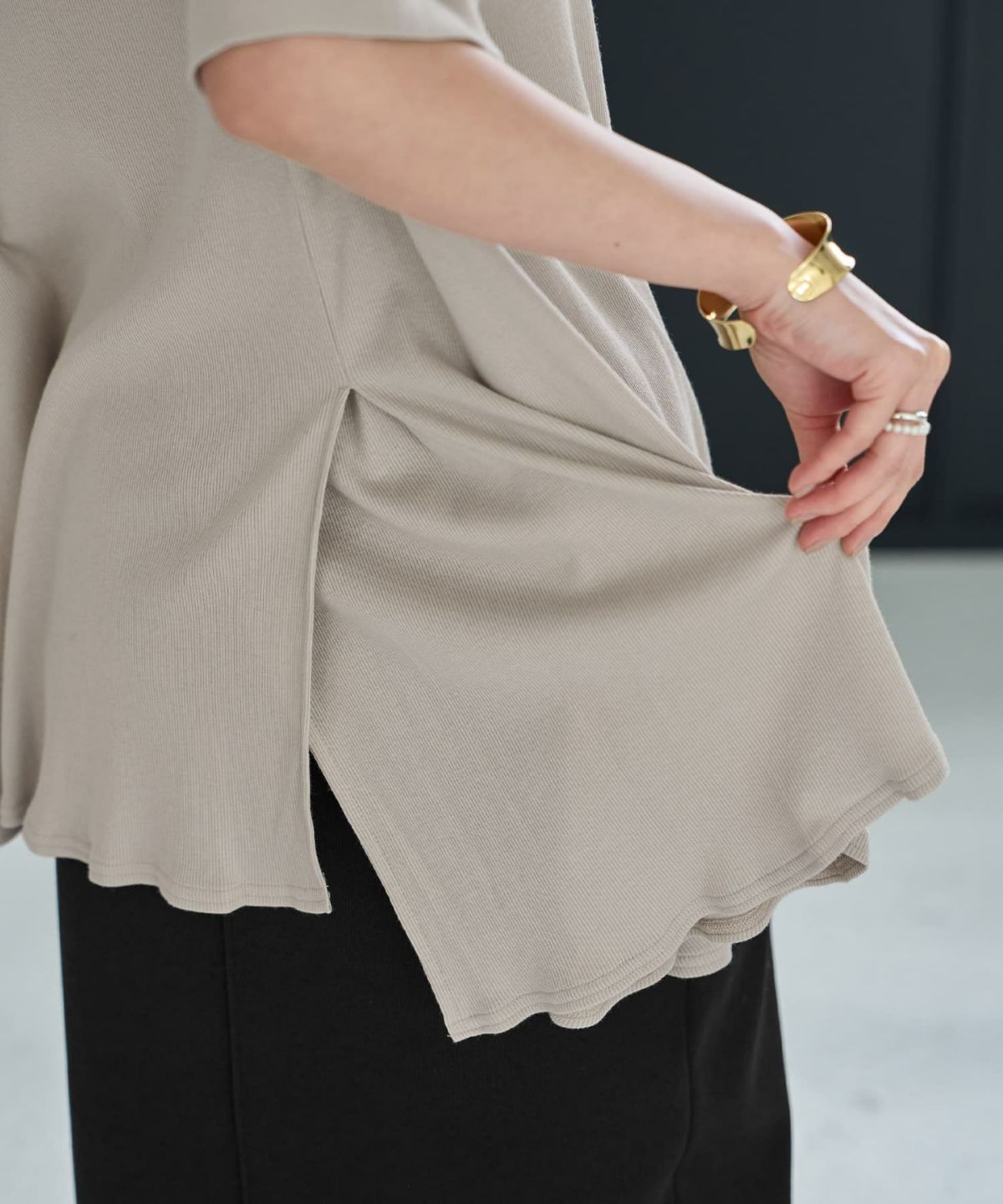 着用イメージ 167cm　グレージュ