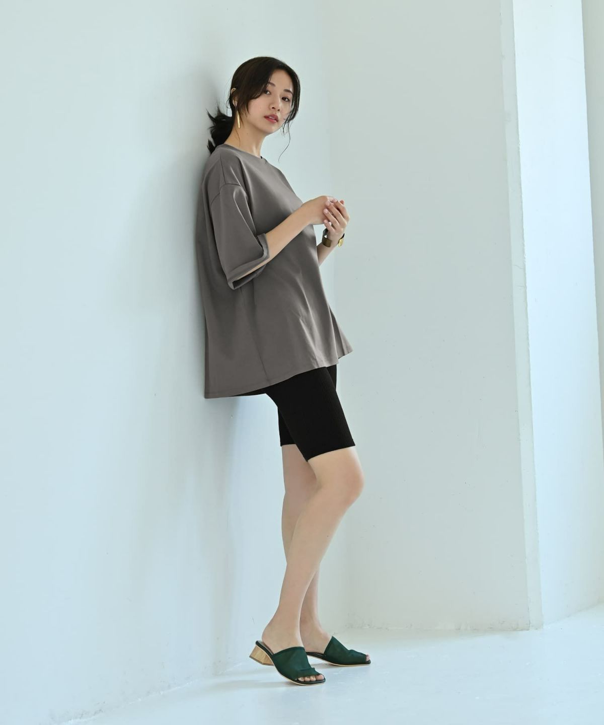 着用イメージ 172cm グレー