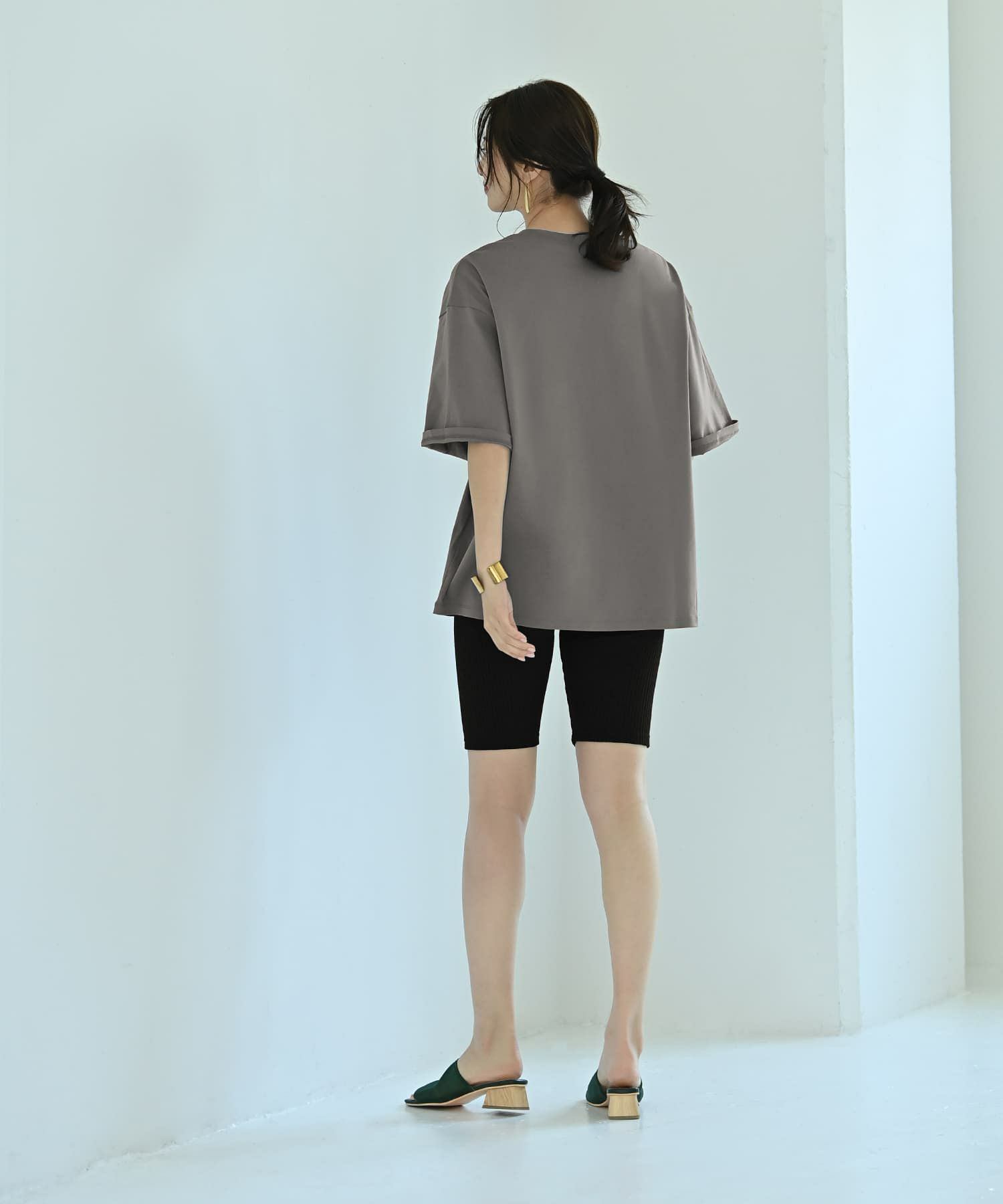 着用イメージ 172cm グレー