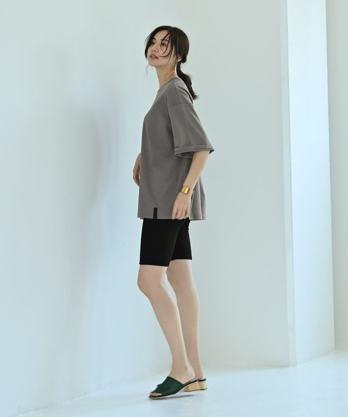 着用イメージ 172cm グレー