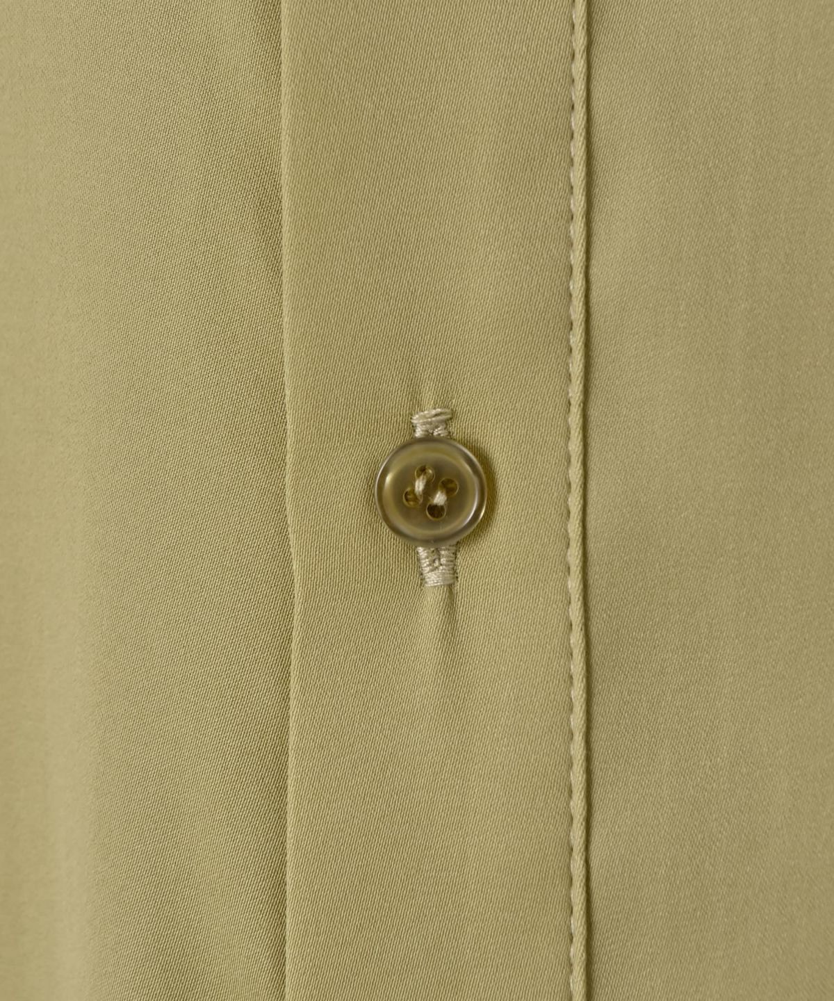 ライトグリーン