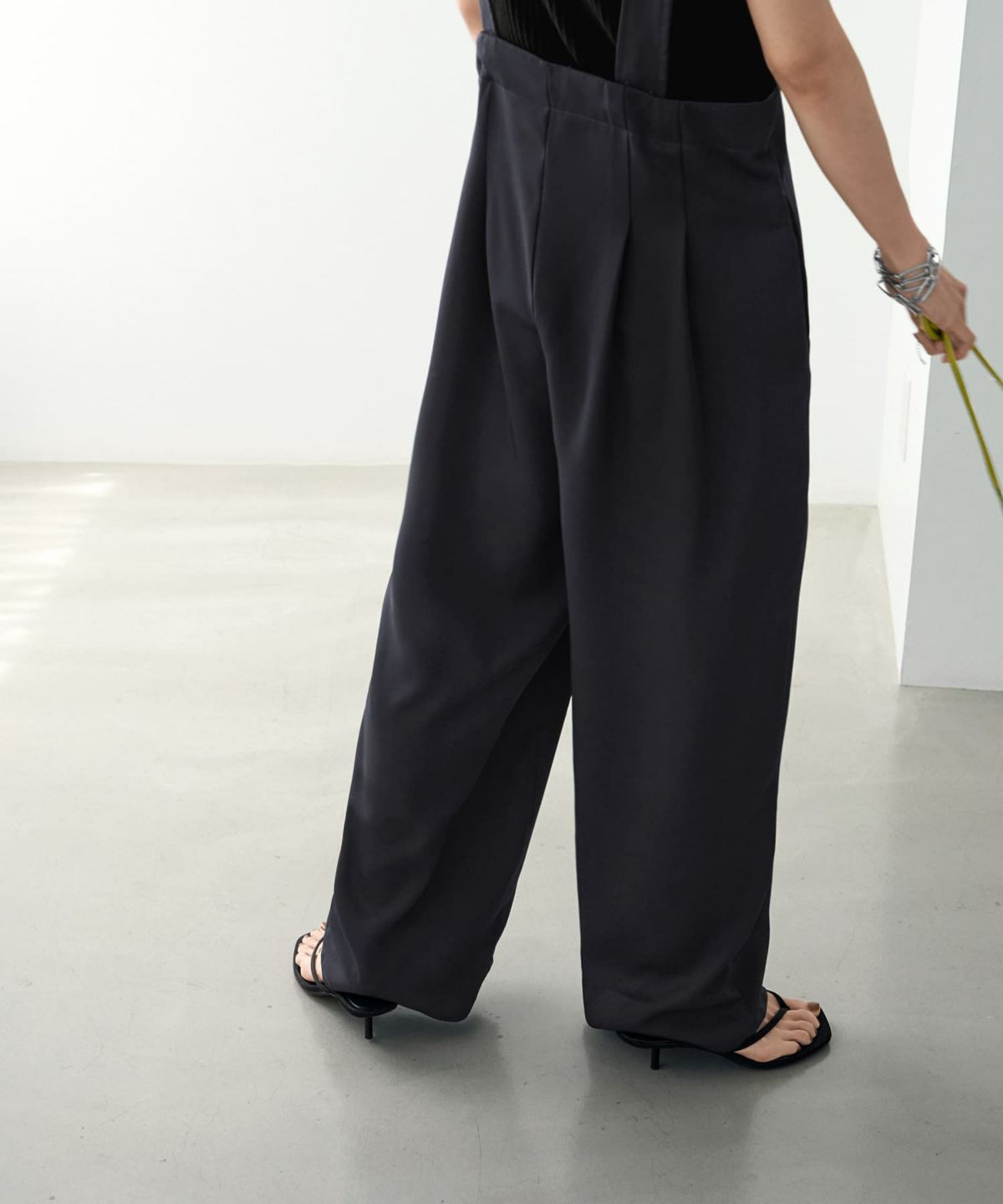 着用イメージ 165cm 02サイズ チャコール