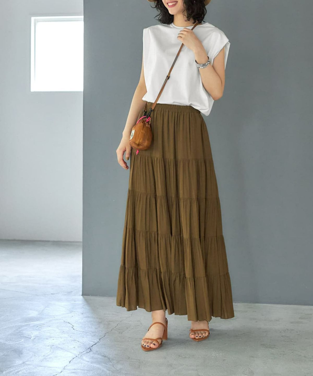 着用イメージ 167cm 02サイズ ダークゴールド