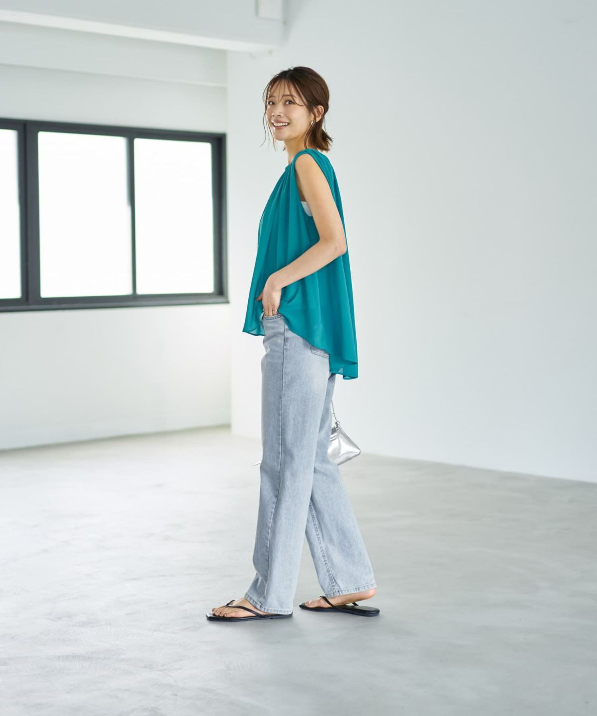 着用イメージ 167cm シアン