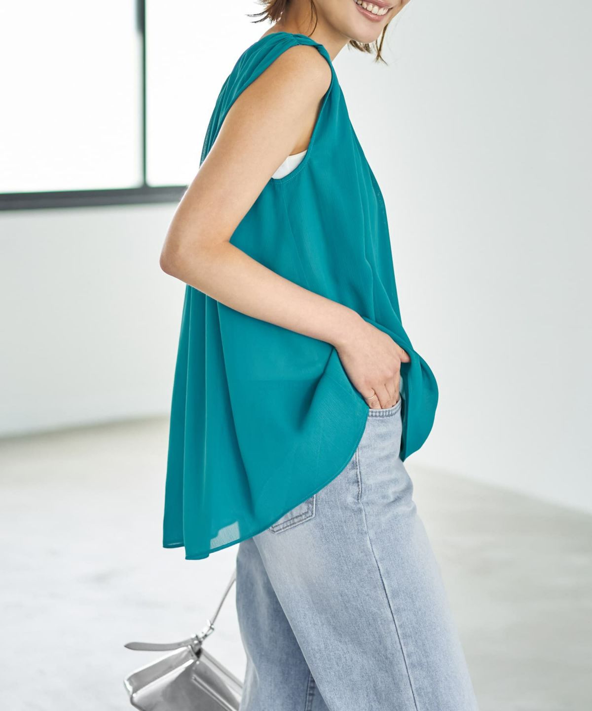 着用イメージ 167cm シアン