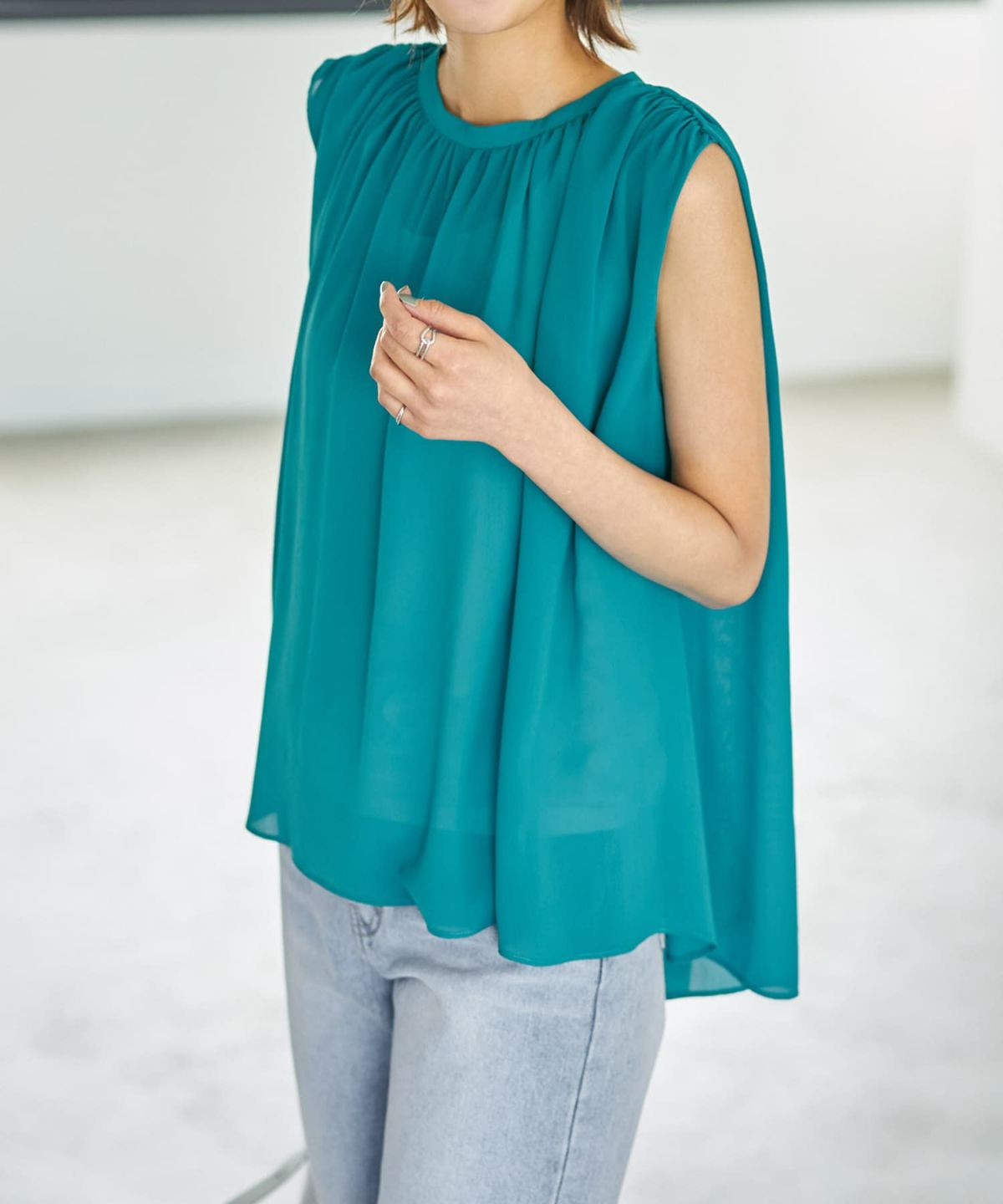 着用イメージ 167cm シアン