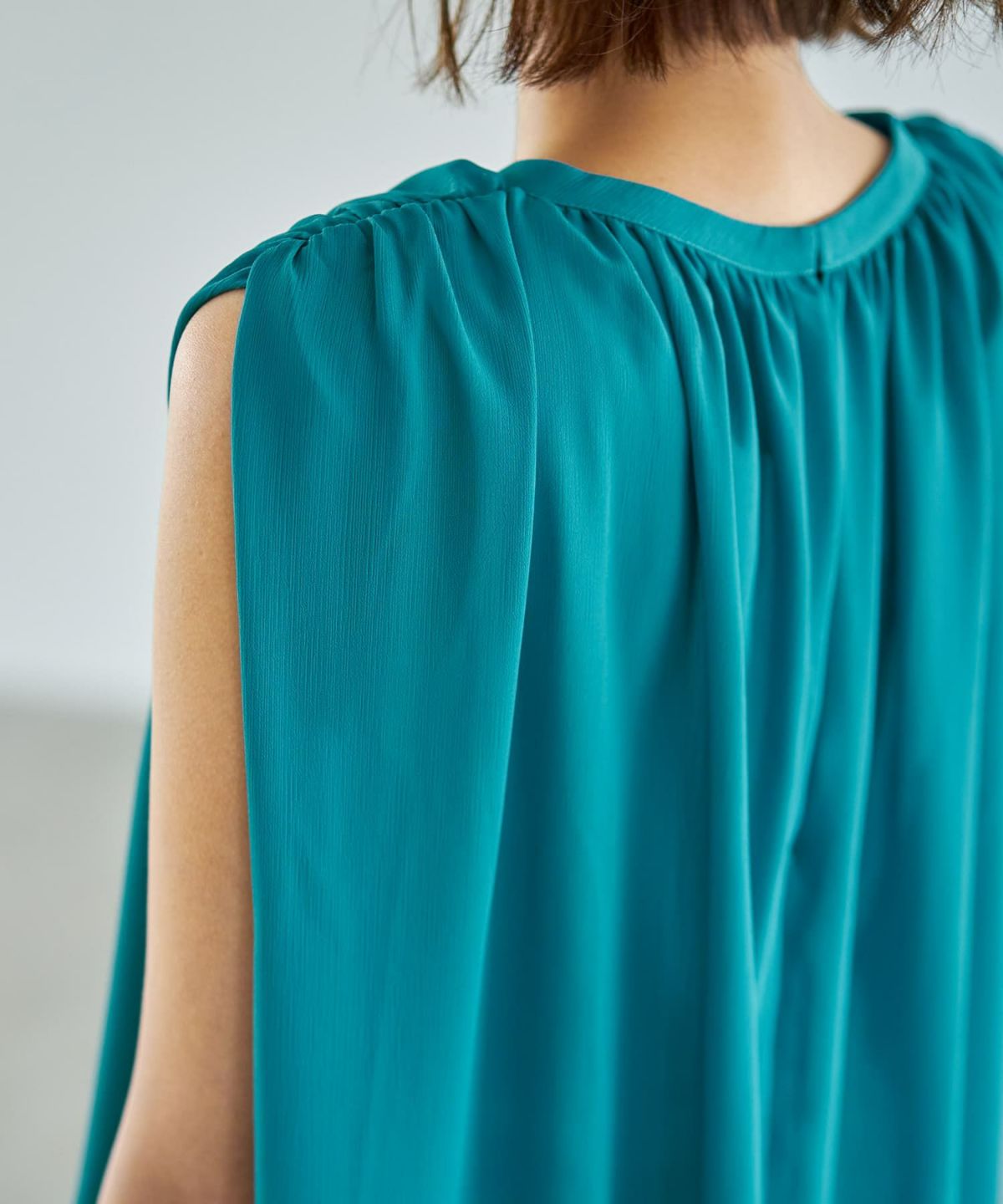 着用イメージ 167cm シアン