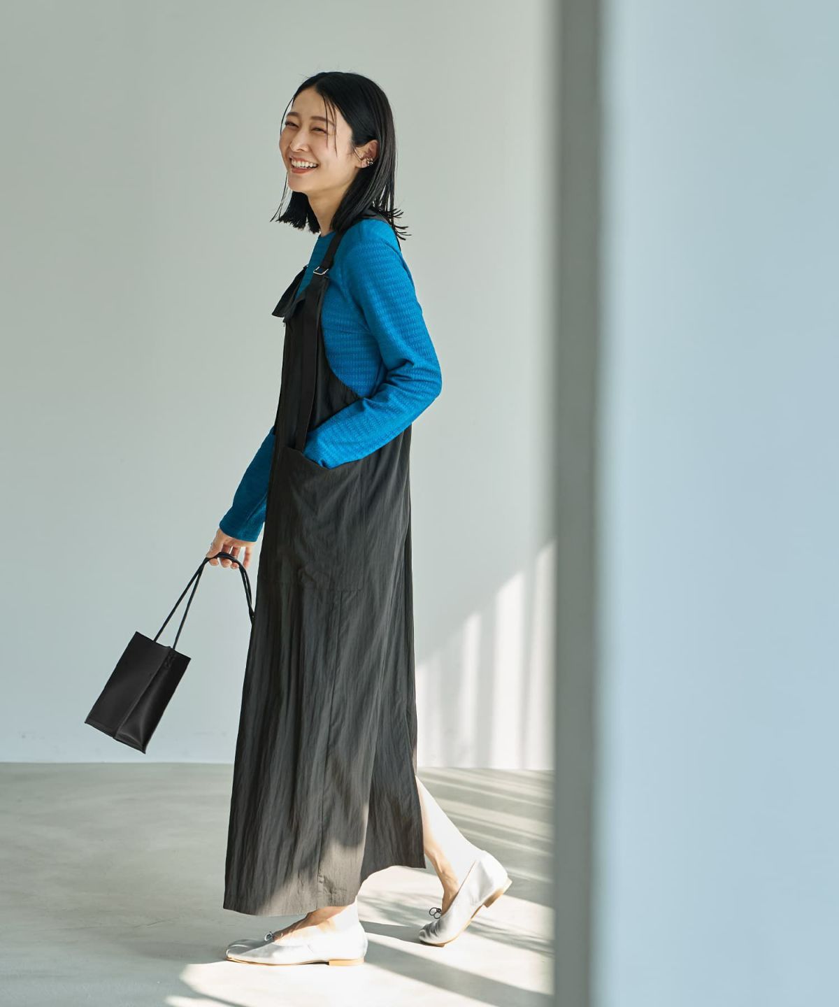 ダークグリーン