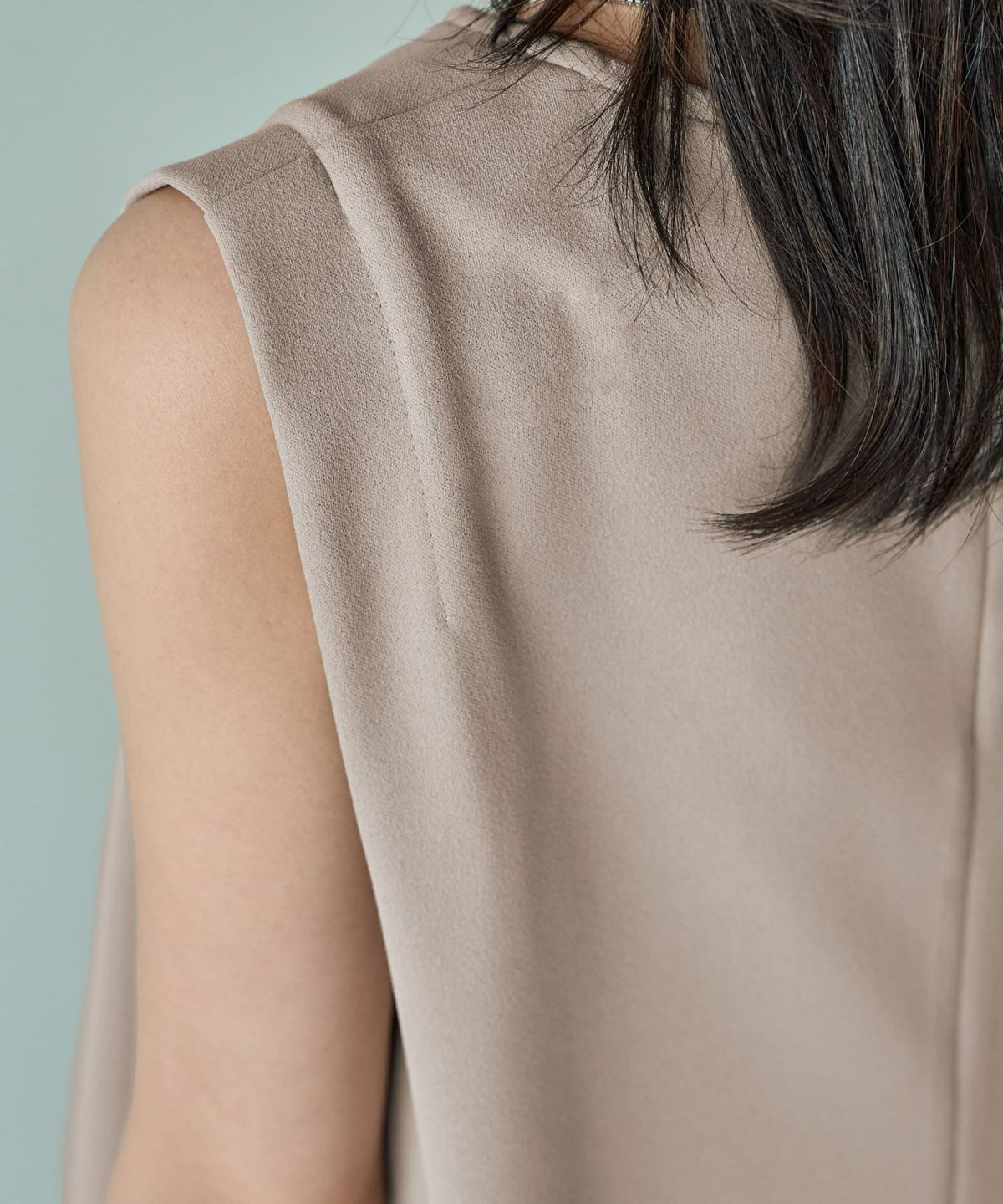 着用イメージ 166cm　グレイッシュベージュ