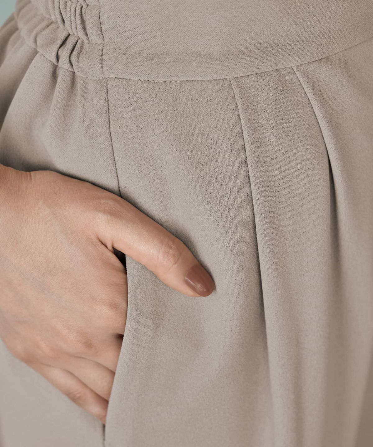 着用イメージ 166cm　Sサイズ　グレイッシュベージュ