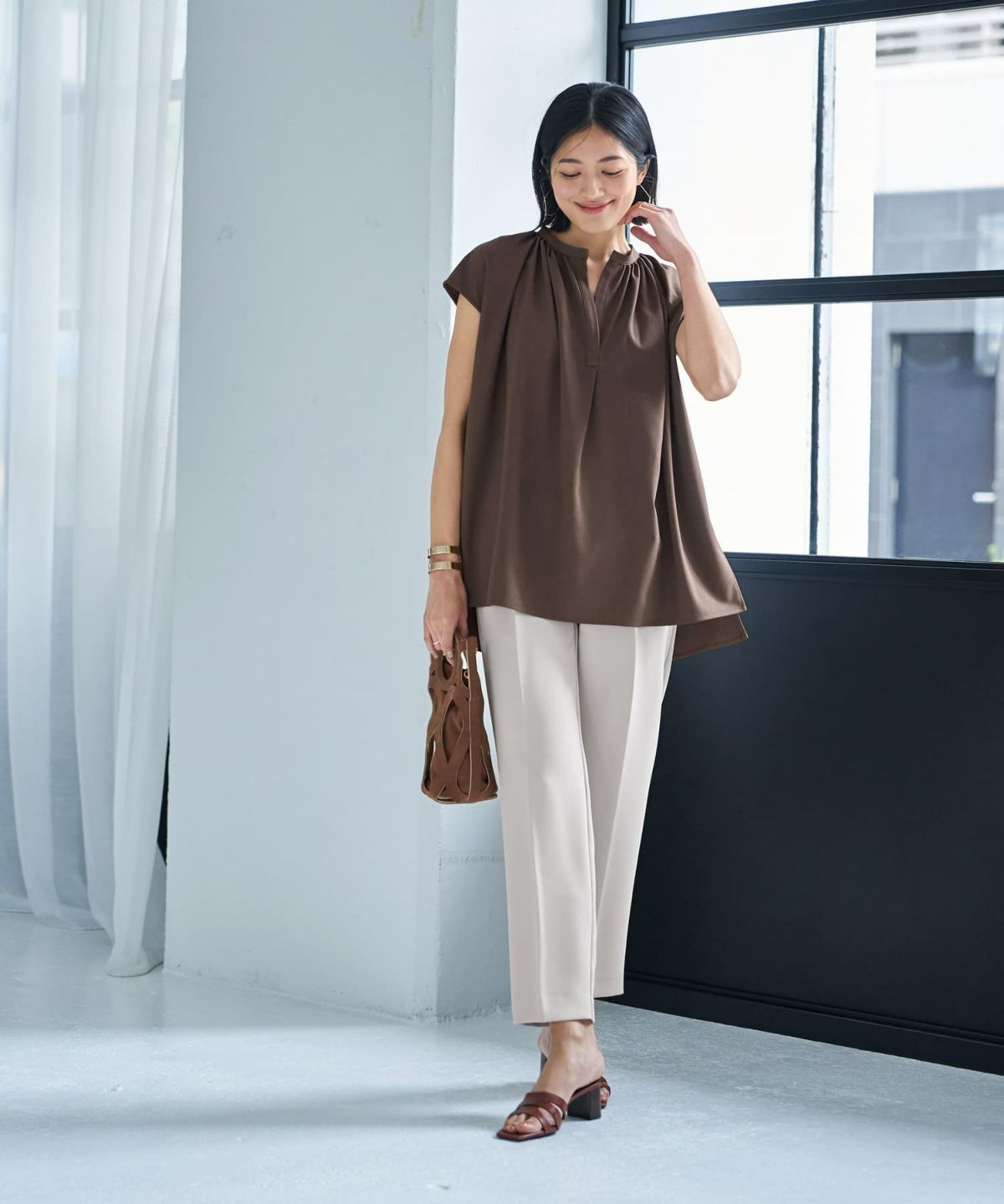 着用イメージ 167cm スモーキーブラウン