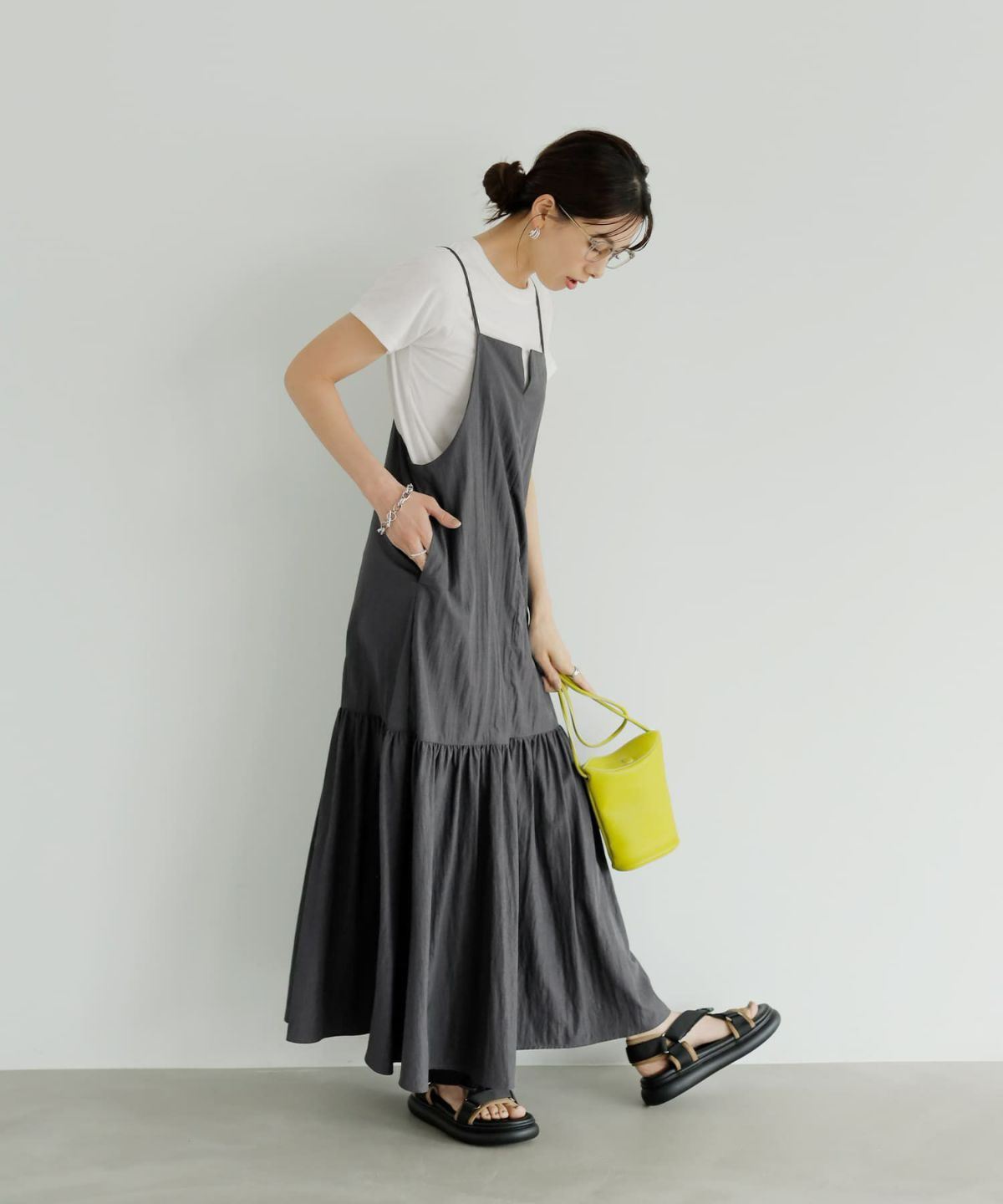 着用イメージ 165cm 02サイズ チャコール