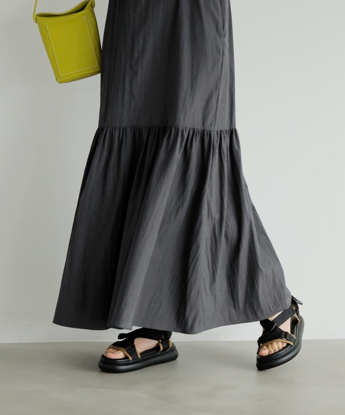 着用イメージ 165cm 02サイズ チャコール