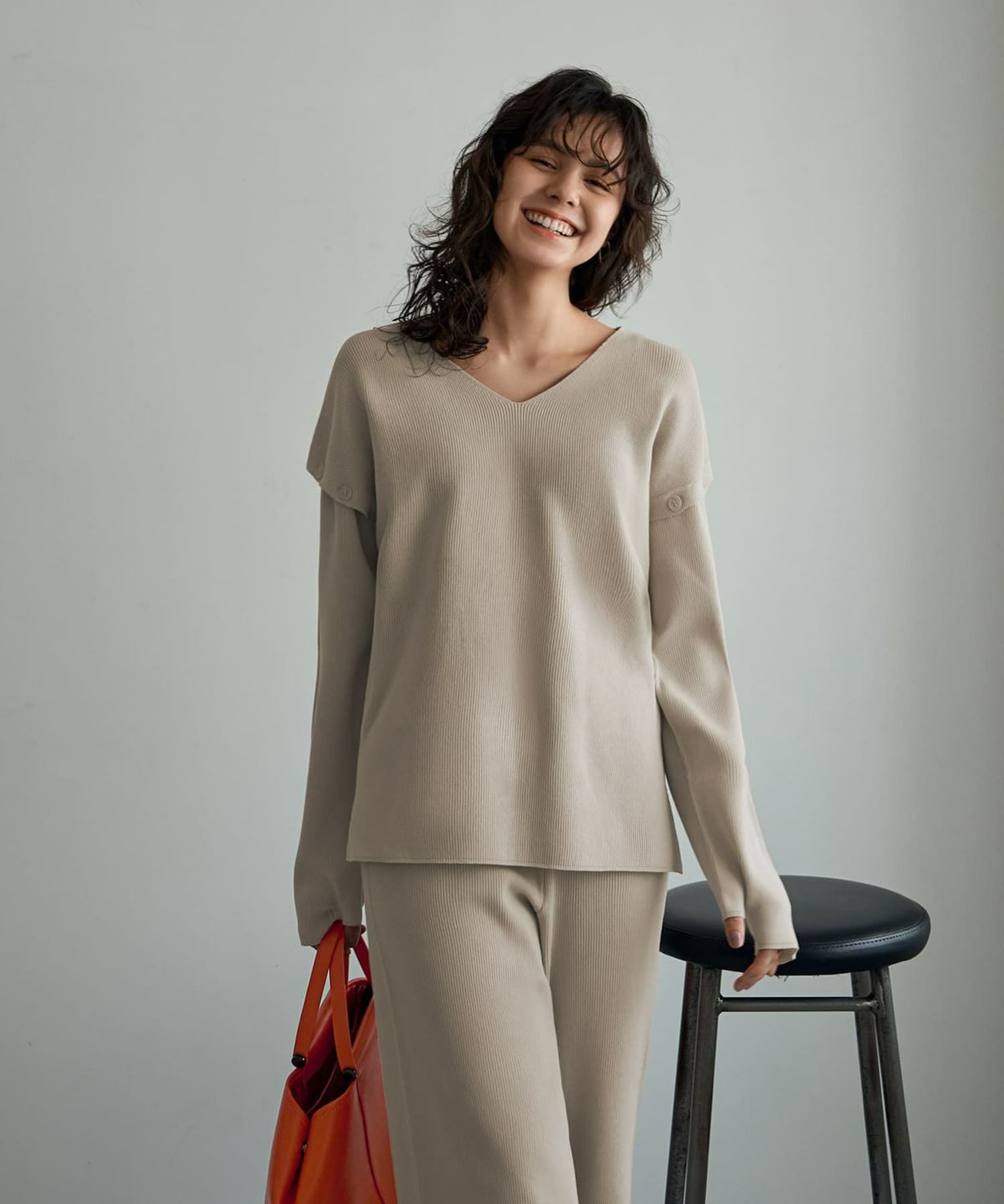 着用イメージ 167cm グレージュ