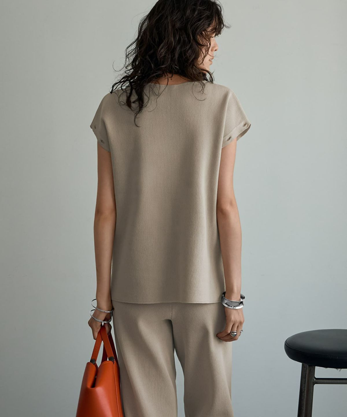 着用イメージ 167cm グレージュ