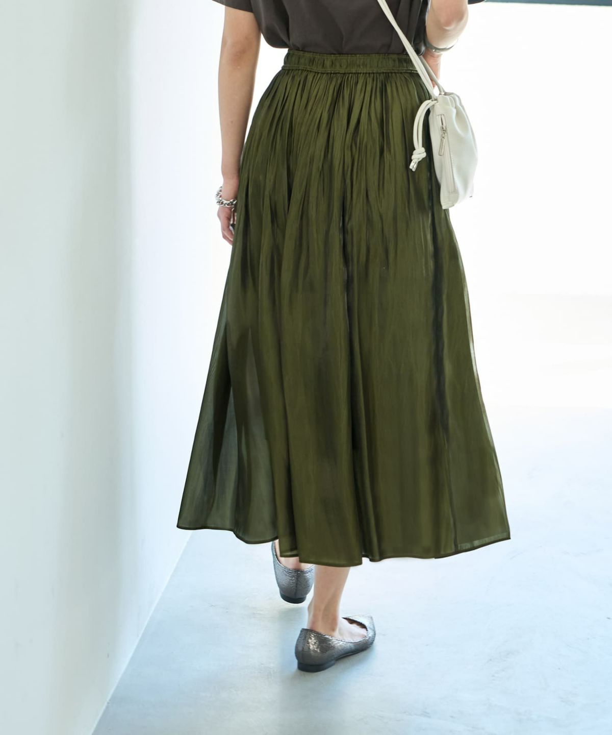 着用イメージ 167㎝　02サイズ　カーキ