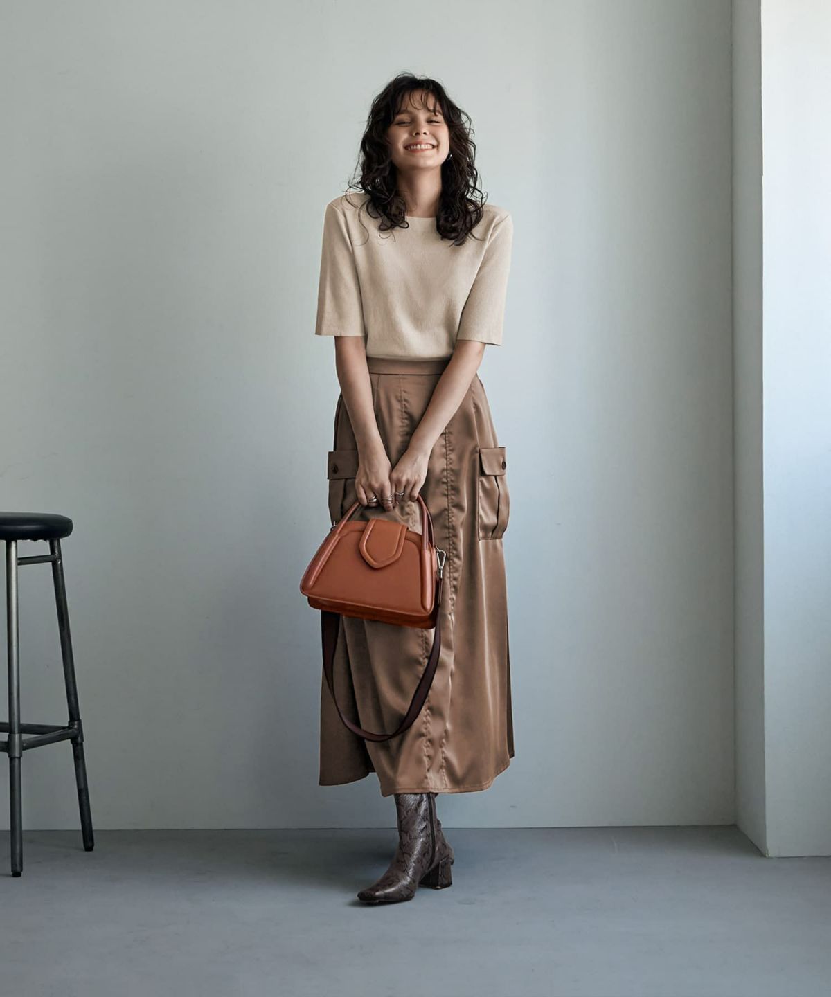 ライトブラウン