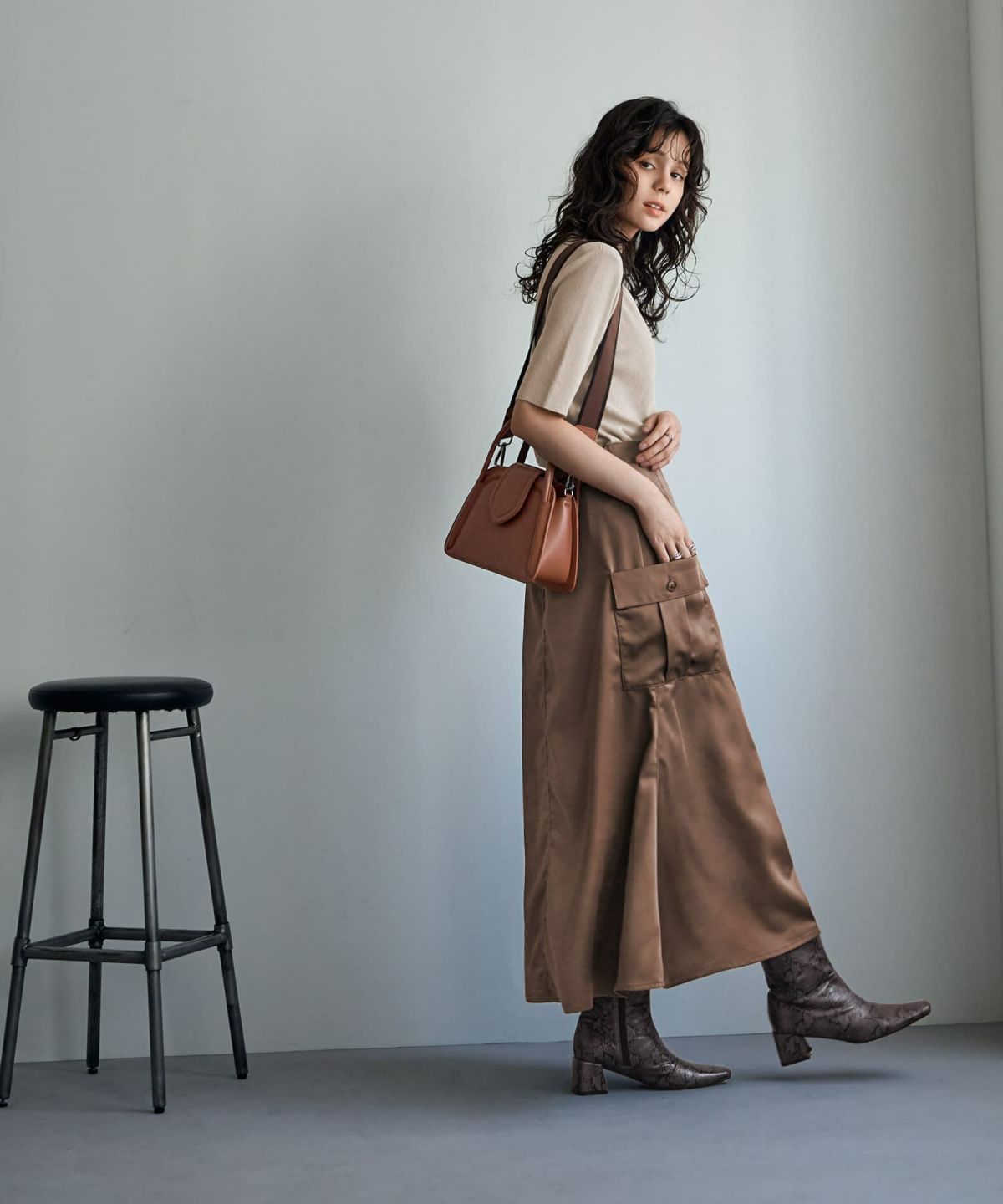 ライトブラウン