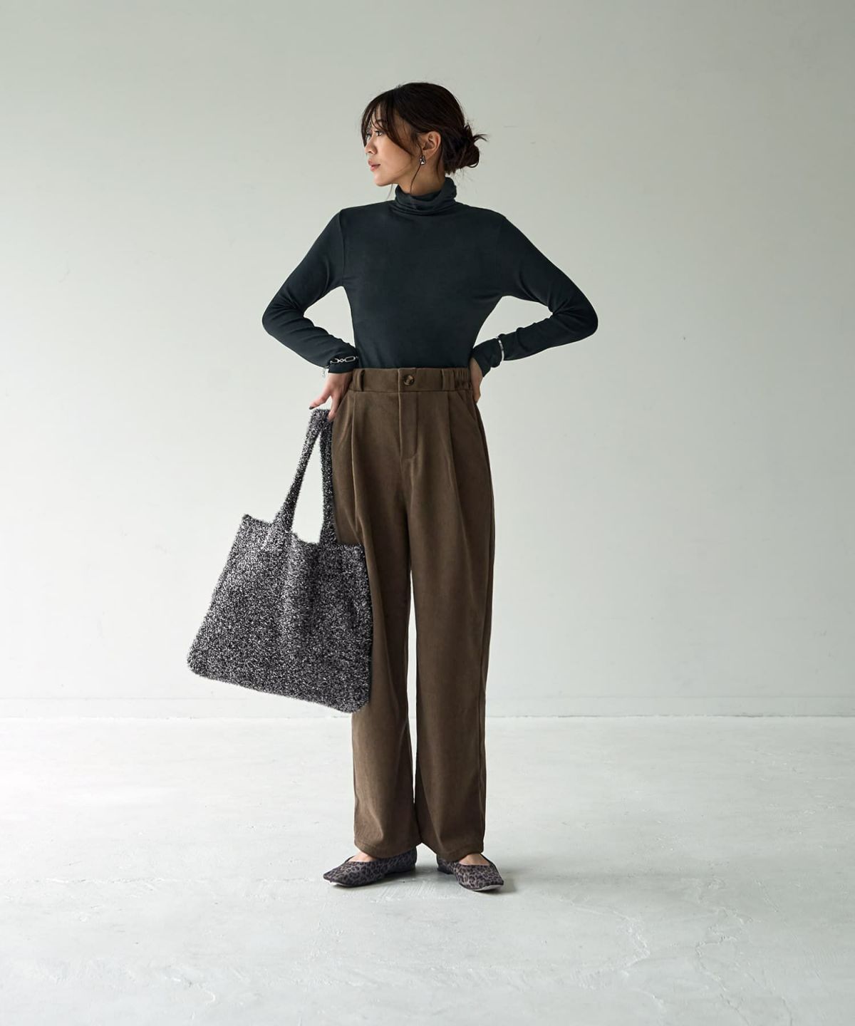 着用イメージ 166cm チャコール