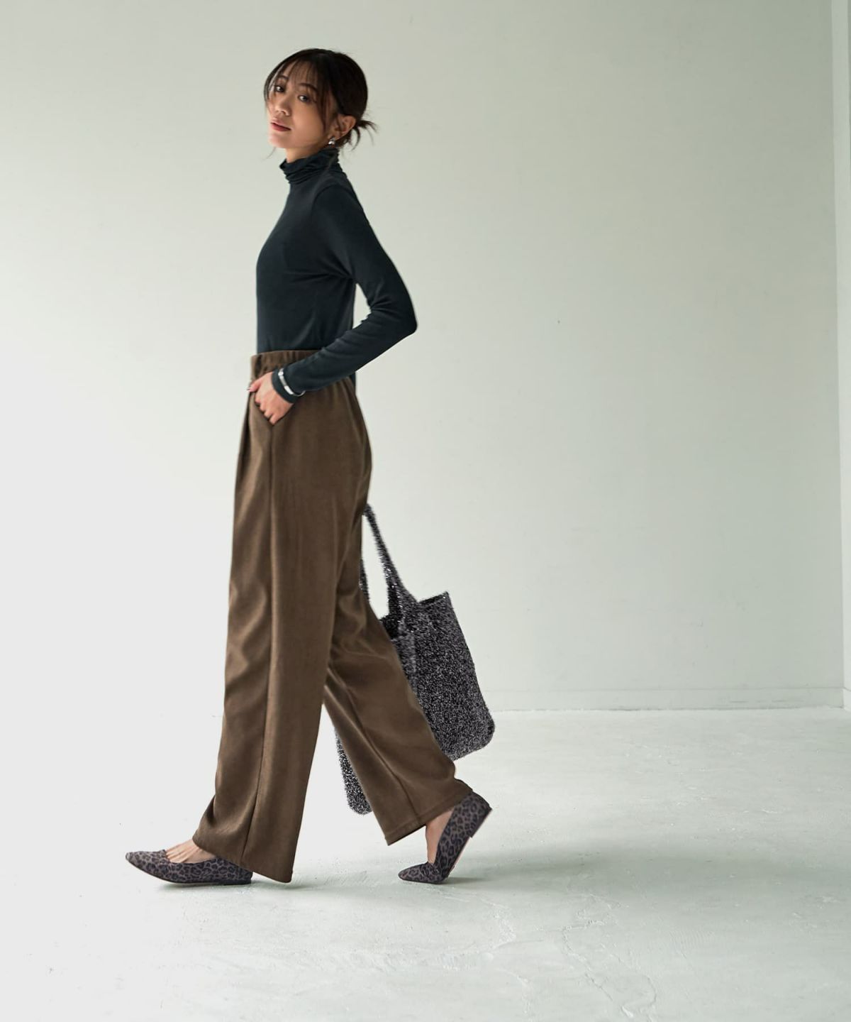 着用イメージ 166cm チャコール