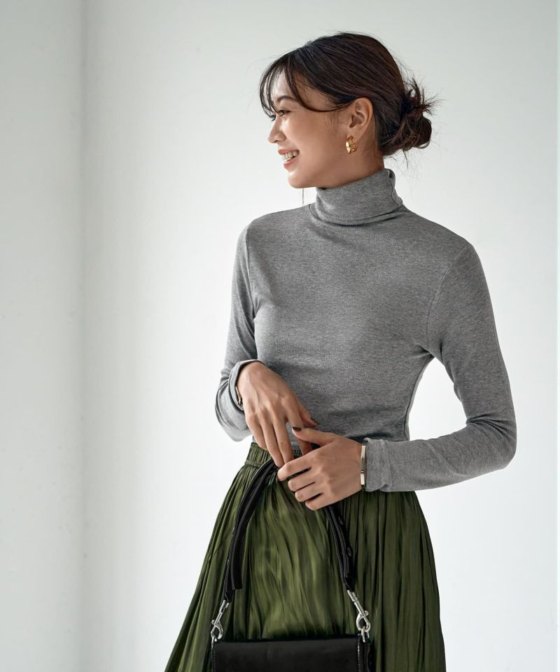 とろみ薄リブタートルネックトップス | おしゃれな大人レディース