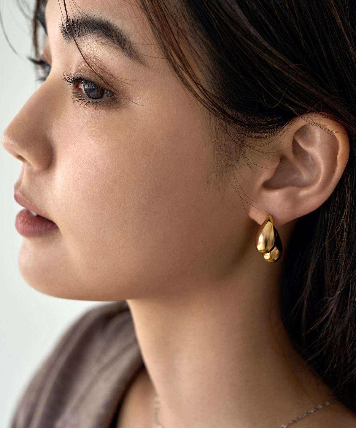 着用イメージ ゴールド