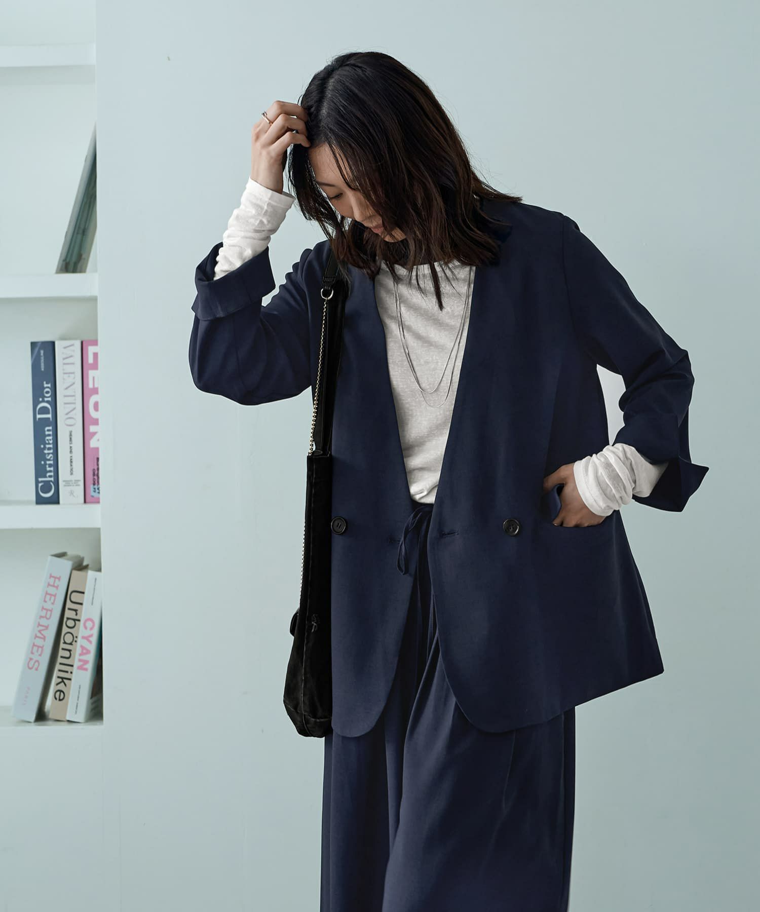 軽量ノーカラージャケット | おしゃれな大人レディースファッション  