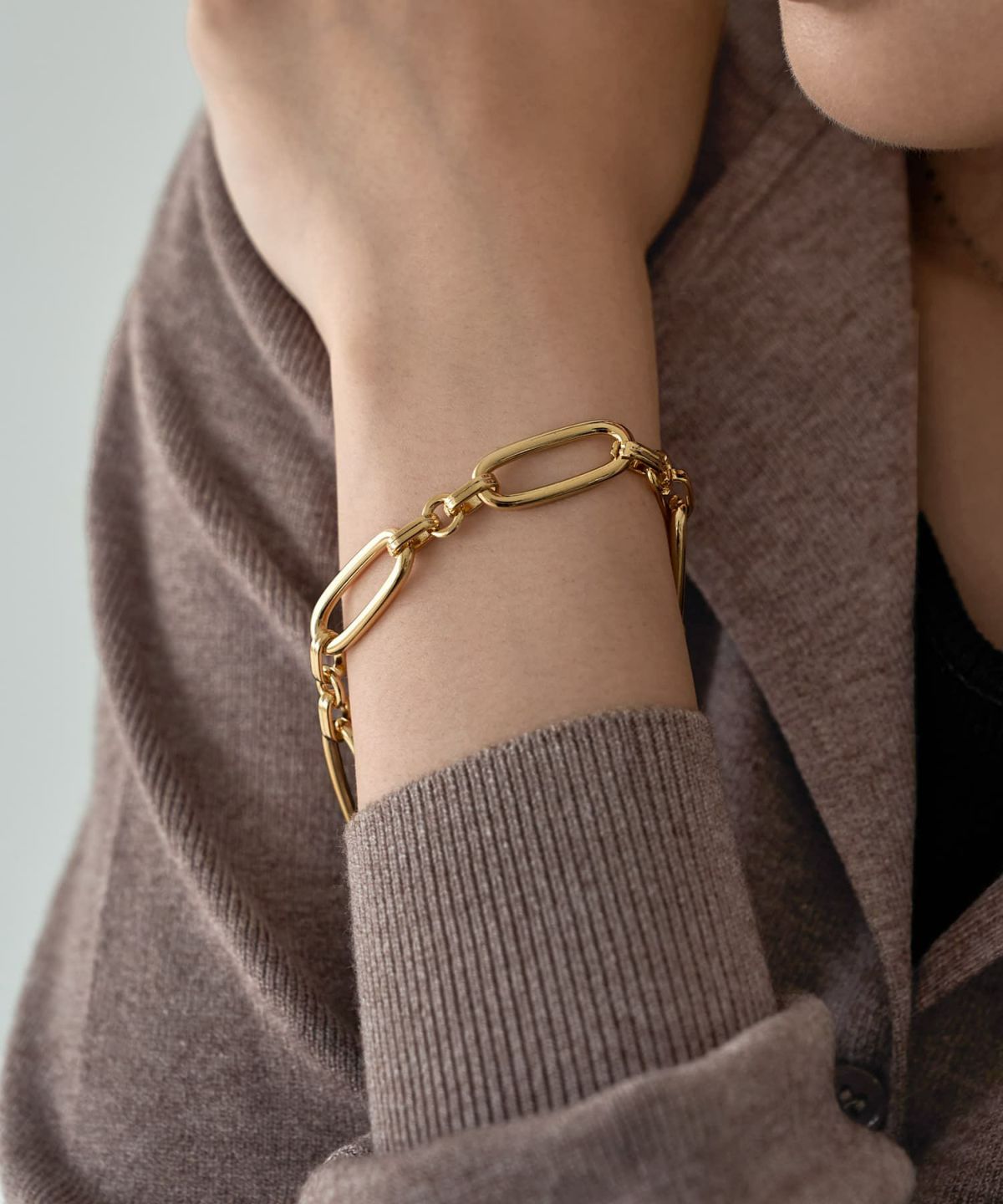 着用イメージ ゴールド