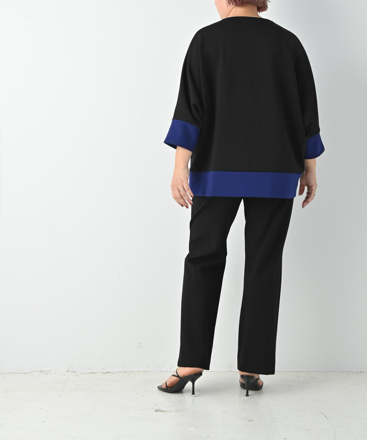 着用イメージ 163cm ブラック×ブルー