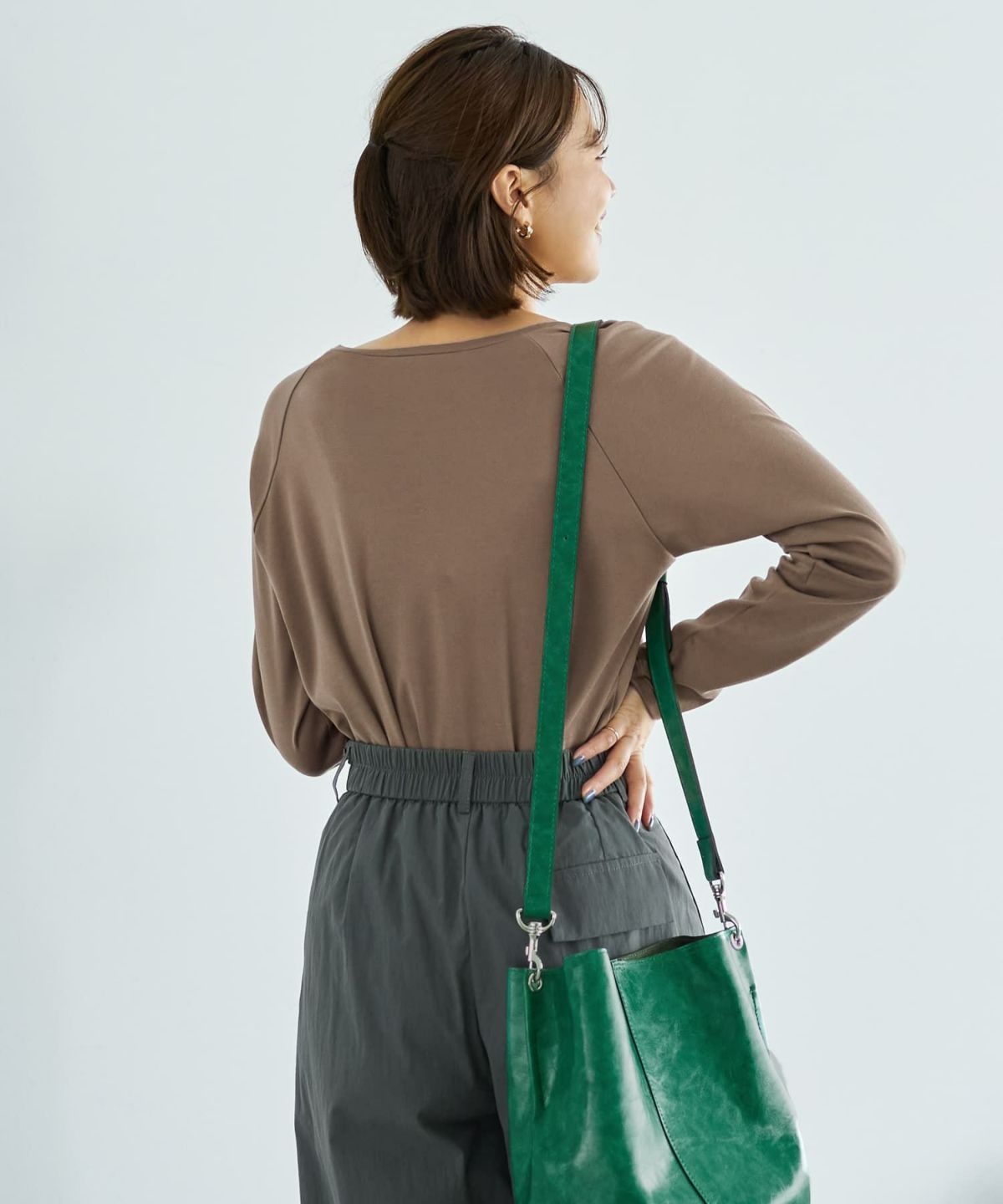 着用イメージ 167cm オリーブベージュ