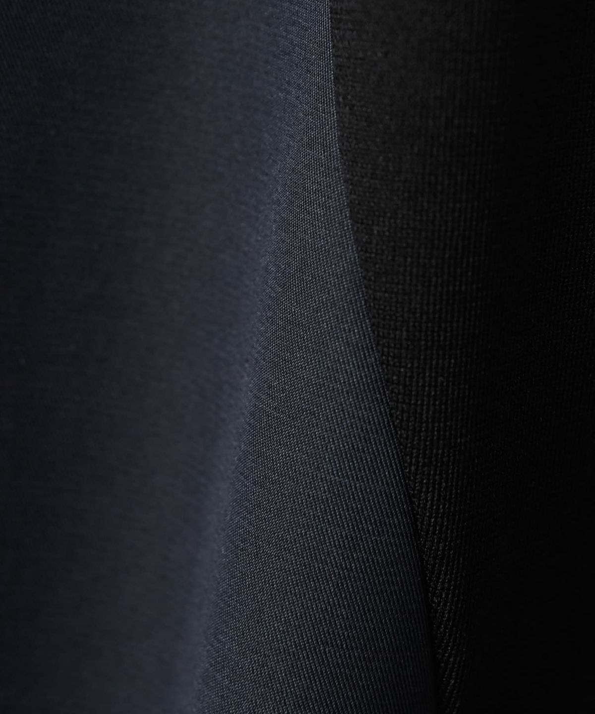 ブラック×ネイビー